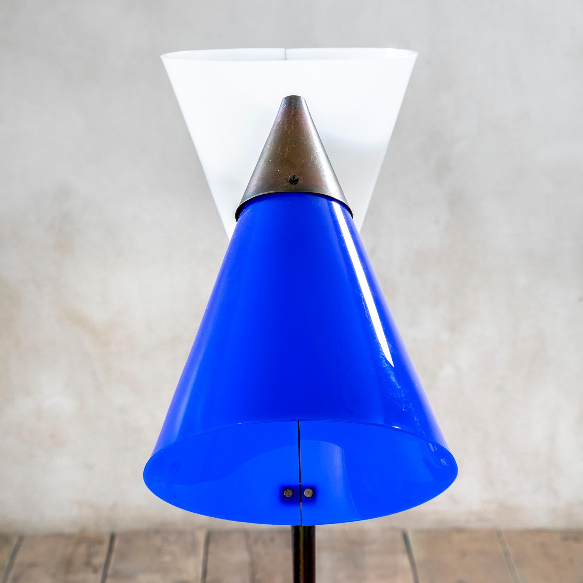 Italian 20th Century, Giuseppe Ostuni for Oluce Floor Lamp in vendita