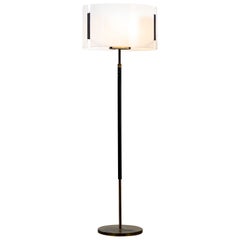 20. Jahrhundert, Giuseppe Ostuni Oluce Stehleuchte aus Messing und Plexi-Diffusor, 50er Jahre