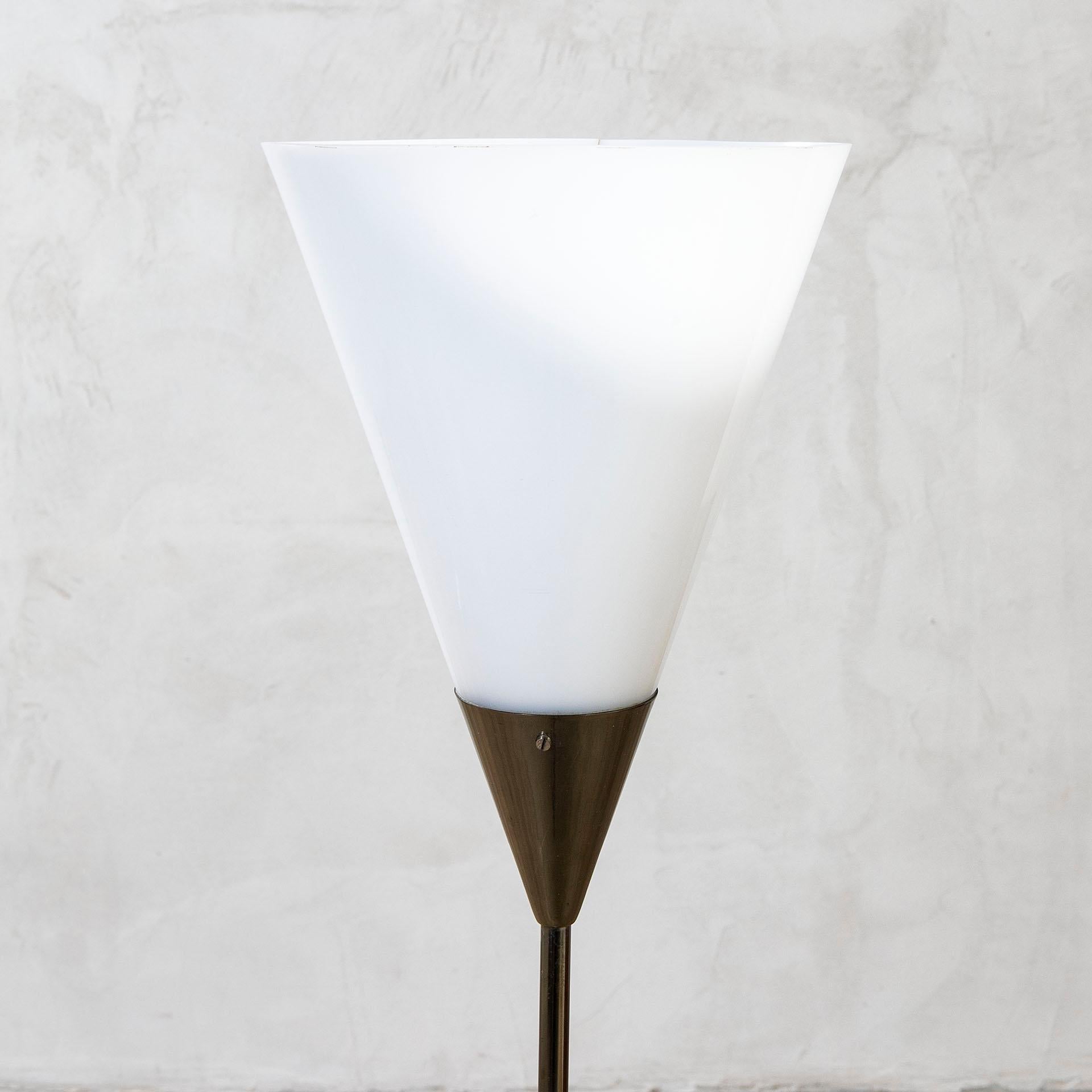 Mid-20th Century 20th Century Giuseppe Ostuni Oluce Floor Lamp Mod. 340PX Brass Methacrylate, 50s For Sale