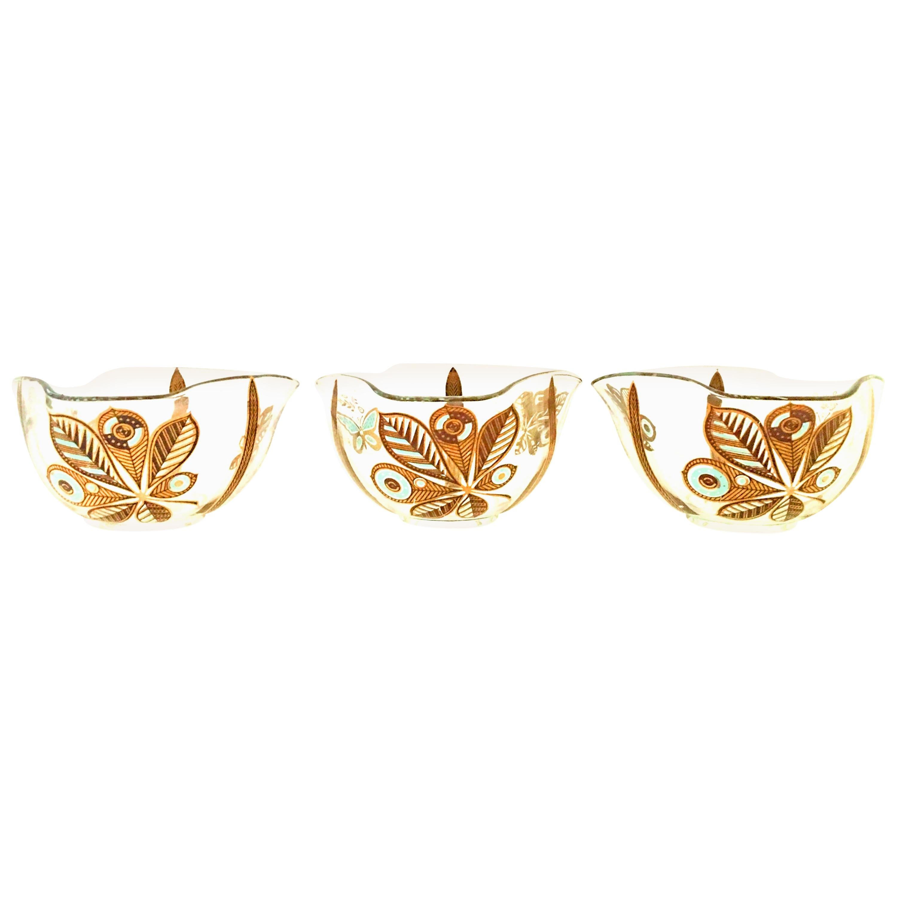 20th Century Glass and 22-Karat Gold Butterfly Bowls by Georges Briard Set of 3 For Sale