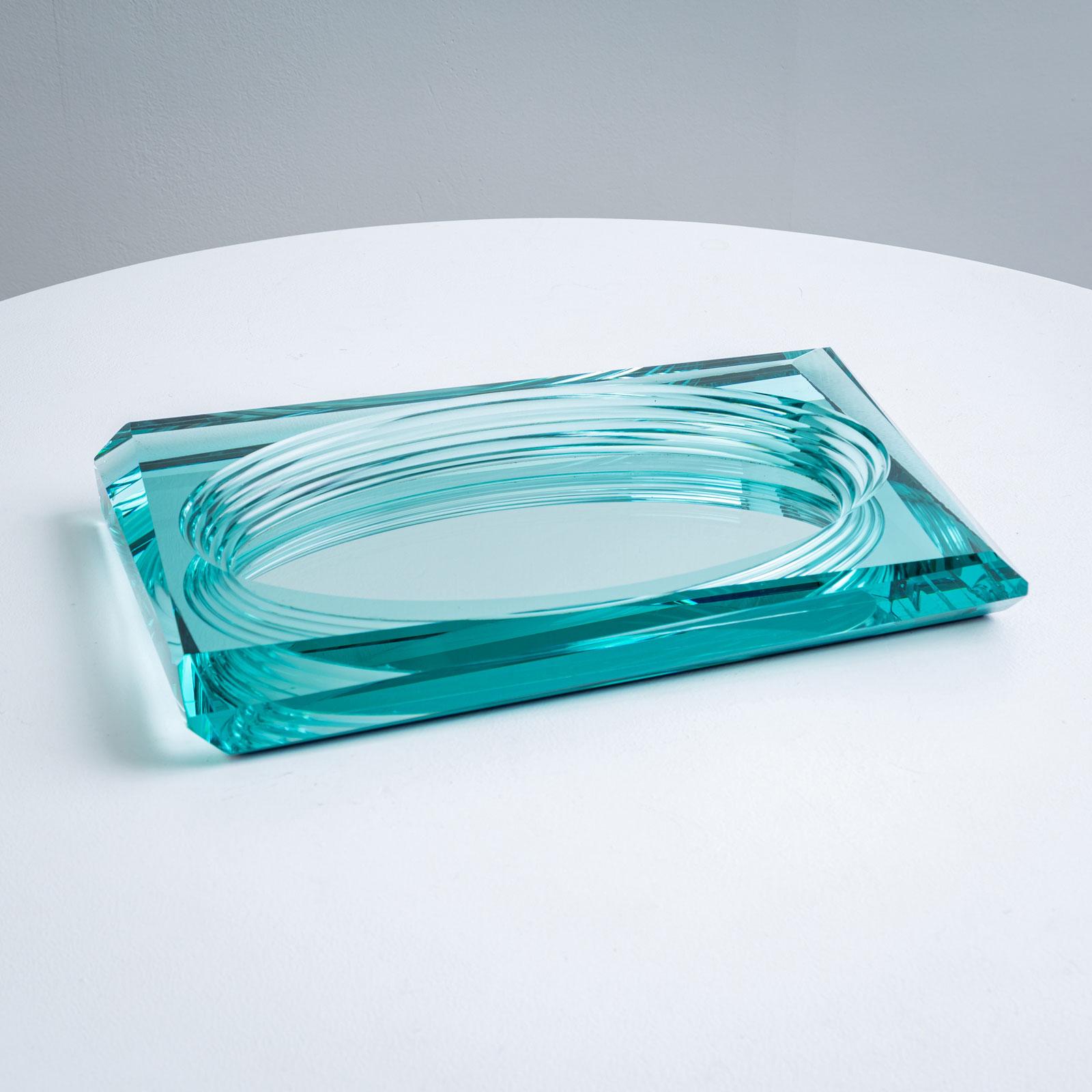 Italiano 20° secolo  Centrotavola in vetro nello stile di Fontana Arte, Italia in vendita