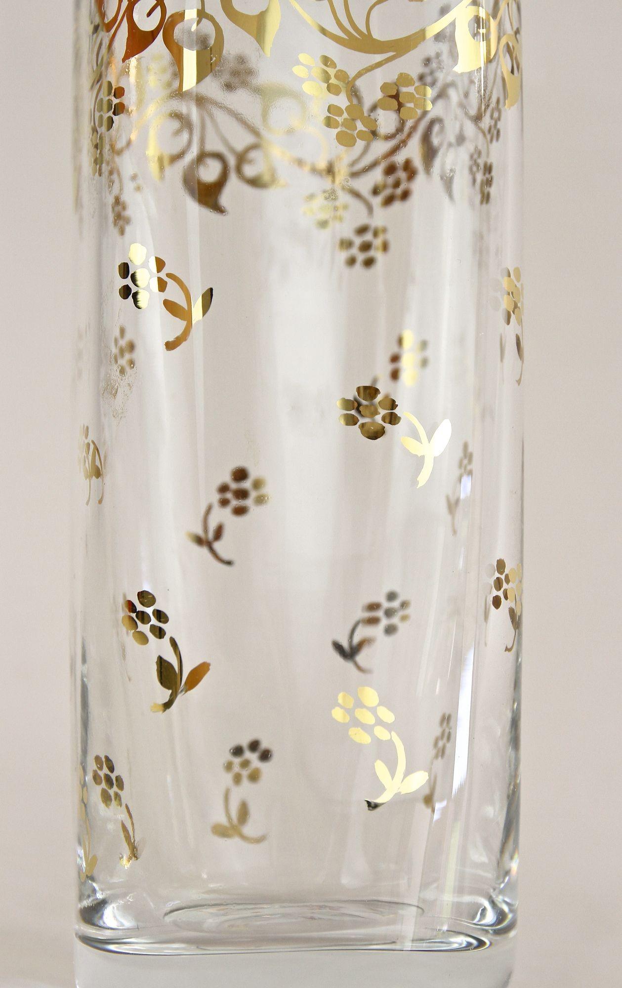 20th Century Glass Decanter/ Bottle With Golden Floral Patterns, AT ca. 1920 For Sale 8