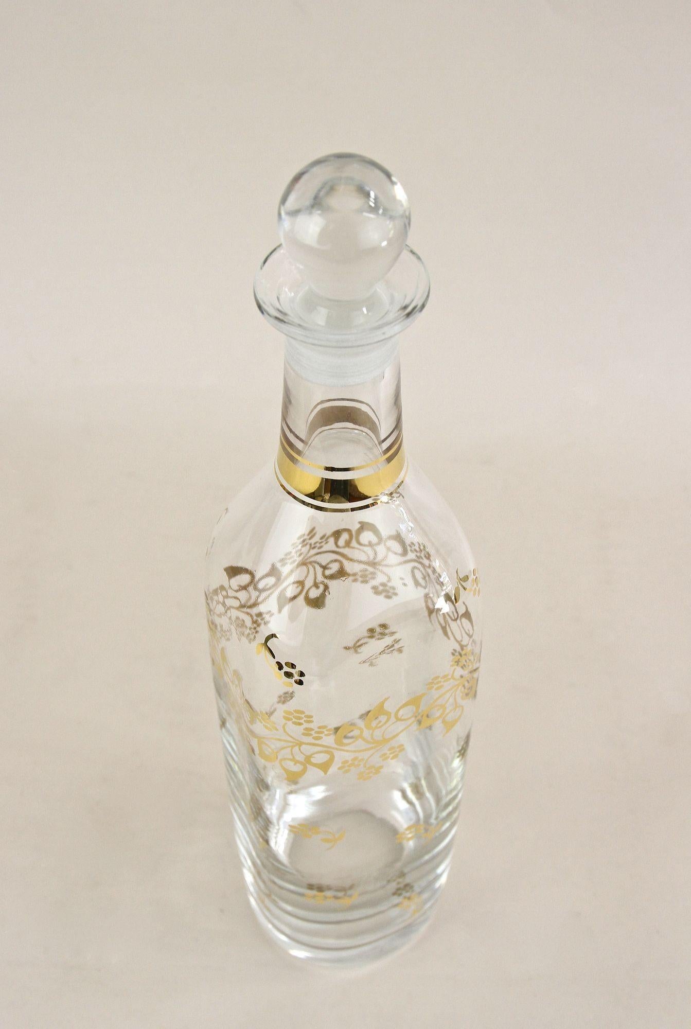 20th Century Glass Decanter/ Bottle With Golden Floral Patterns, AT ca. 1920 For Sale 9