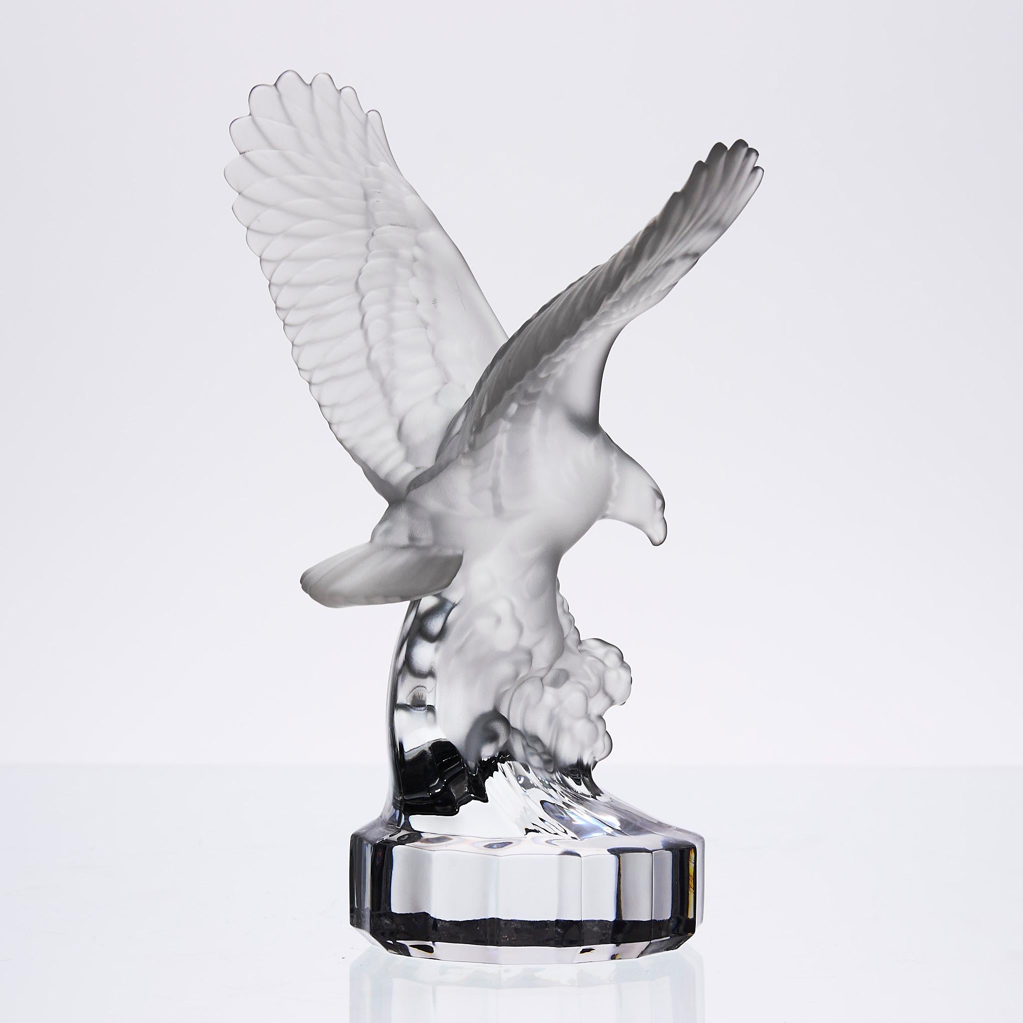 Glasskulptur mit dem Titel „Eagle“ von Goebel Glass aus dem 20. Jahrhundert im Angebot 5