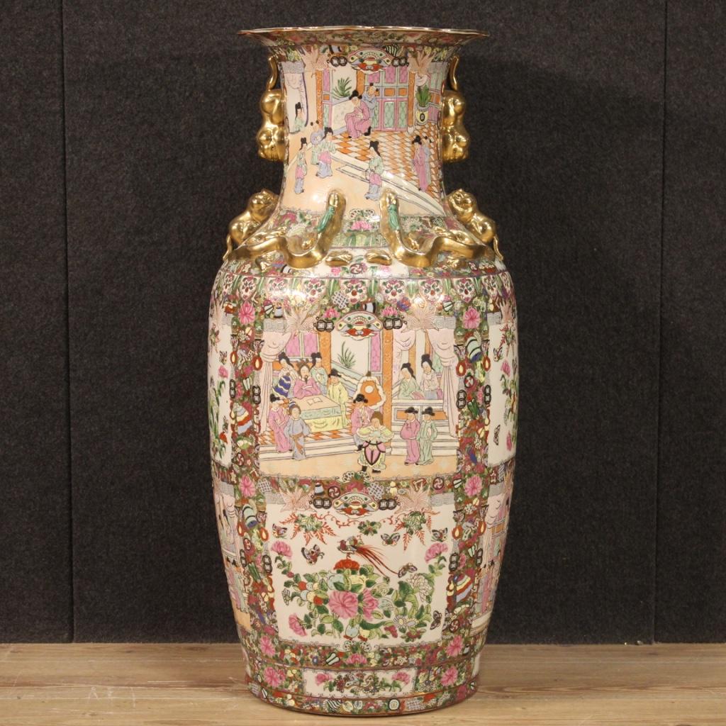 20th Century Glazed, Chiseled, Gilded, Hand-Painted Ceramic Chinese Vase, 1950 In Good Condition In Vicoforte, Piedmont