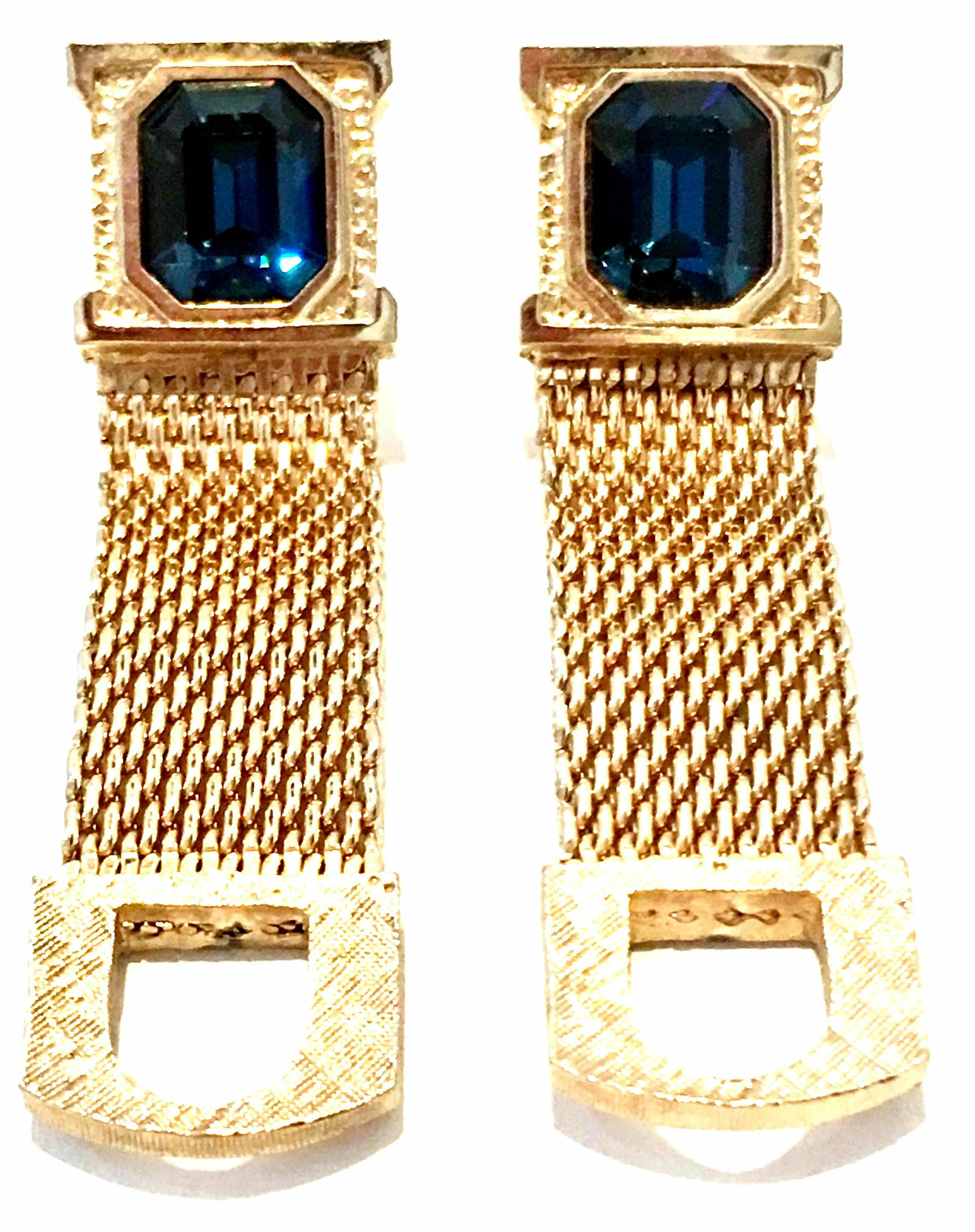 20th Century Gold Plate & Austrian Crystal Sapphire Blue Pair Of Cufflinks By Swank. Signed on the underside, SWANK.