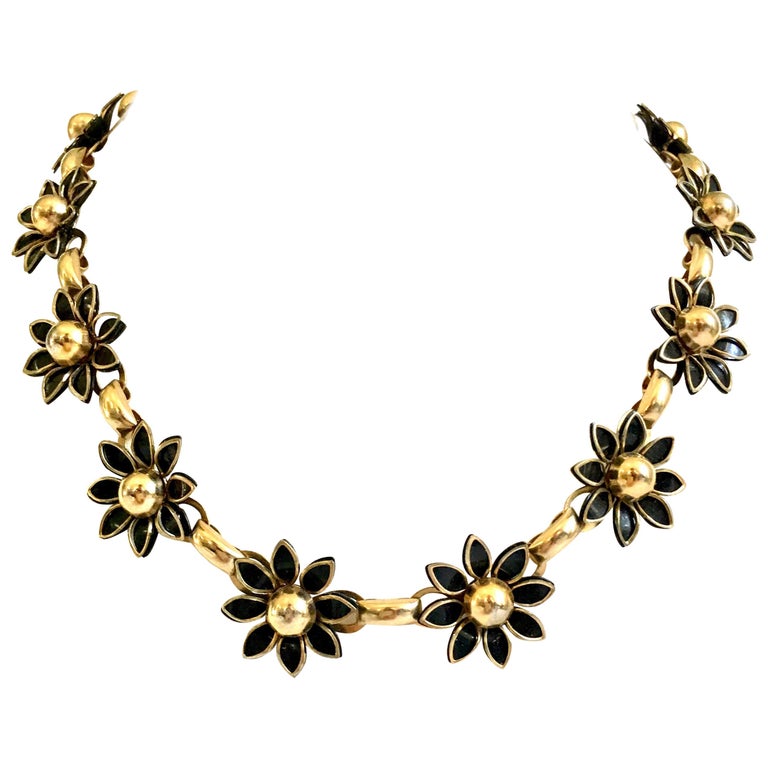 Five Columbine Flowers Choker Handmade Jade Necklace Five Columbine Flowers Choker Handmade Jade Necklace