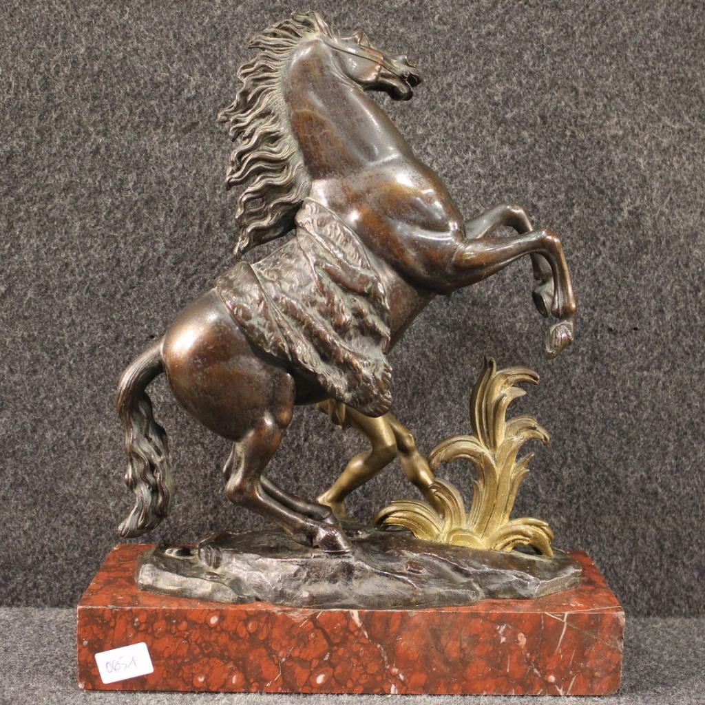 Sculpture française du 20ème siècle en bronze doré, 1950 2