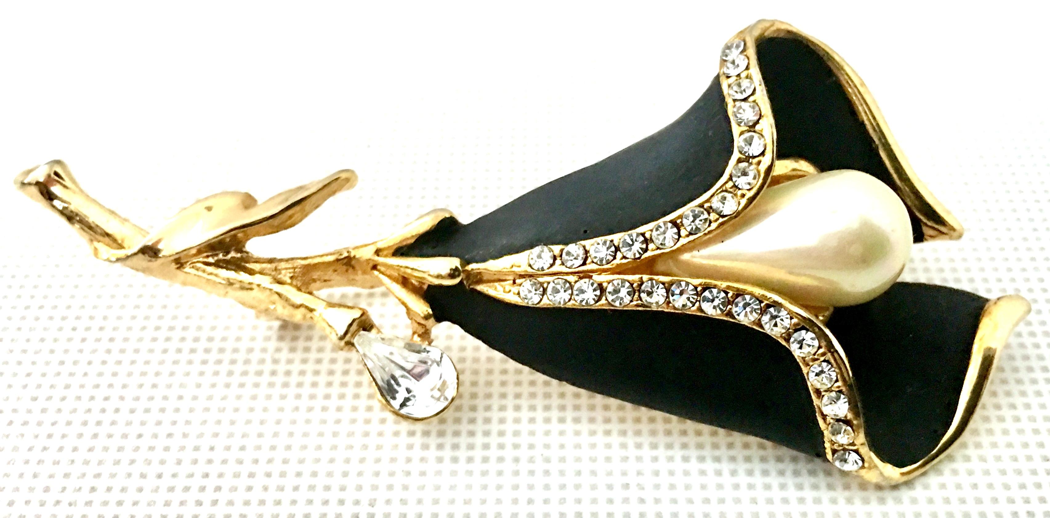 Women's or Men's 20th Century Gold Enamel & Faux Pearl Flower Brooch For Sale