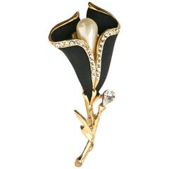 20th Century Gold Enamel 
Faux Pearl Flower Brooch