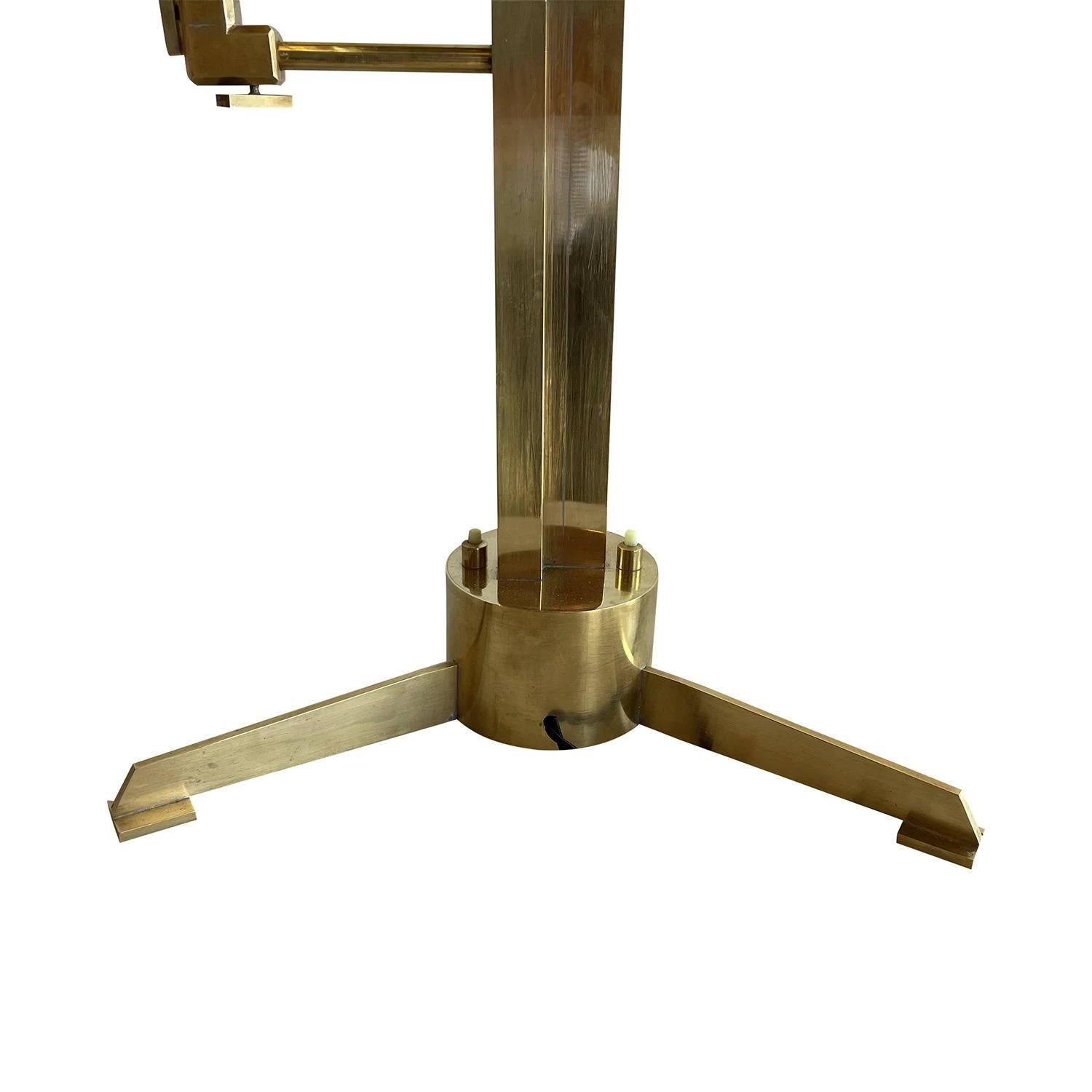 20th Century Gold German Cubistic Brass Office Lamp, Desk Light by Franz Ehrlich For Sale 2