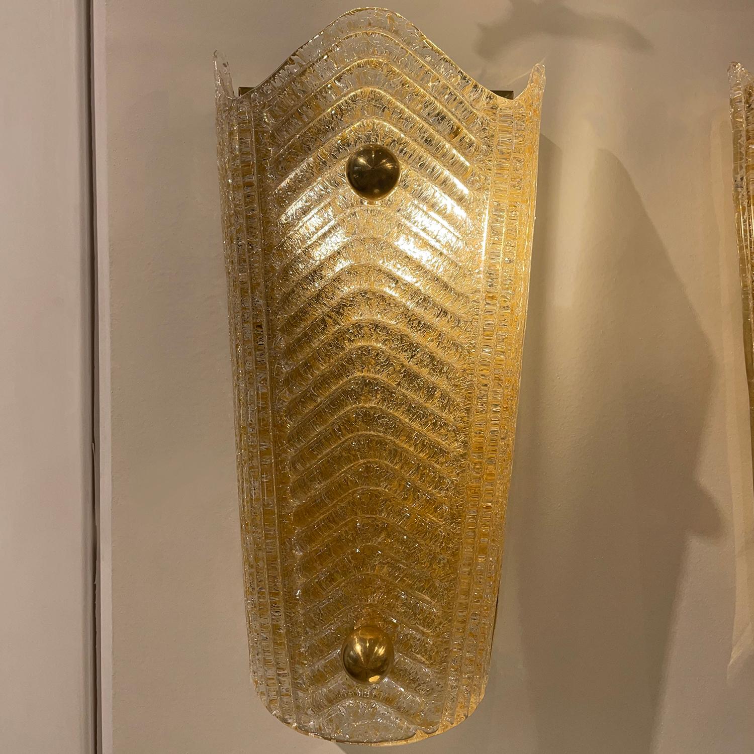 20. Jahrhundert Gold Italienisch Paar Murano Glass Oro Sommerso Wandleuchter (Metall)