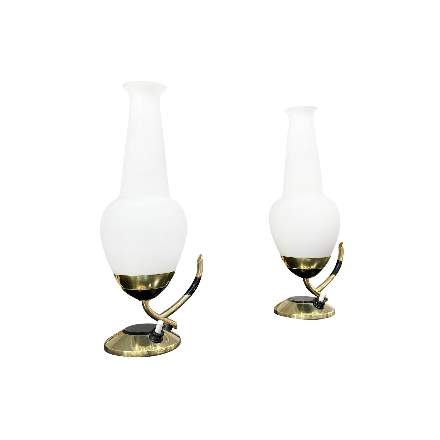 Polished 20th Century Gold Italian Pair of Small Opaline Glass Table Lights by Stilnovo For Sale