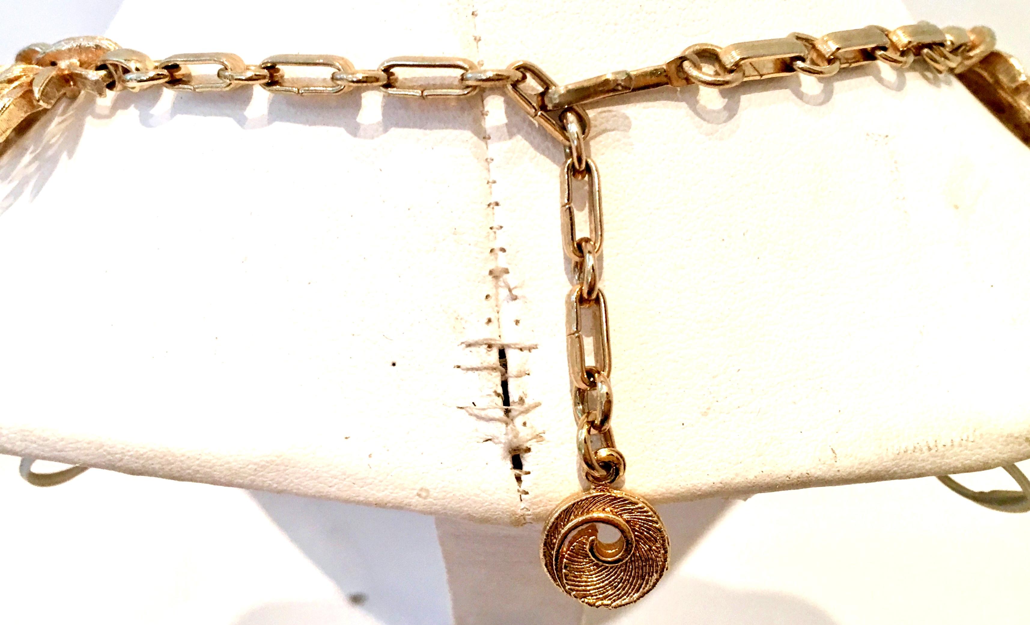20th Century Gold Laurel Motif Necklace & Bracelet By, Lisner 4