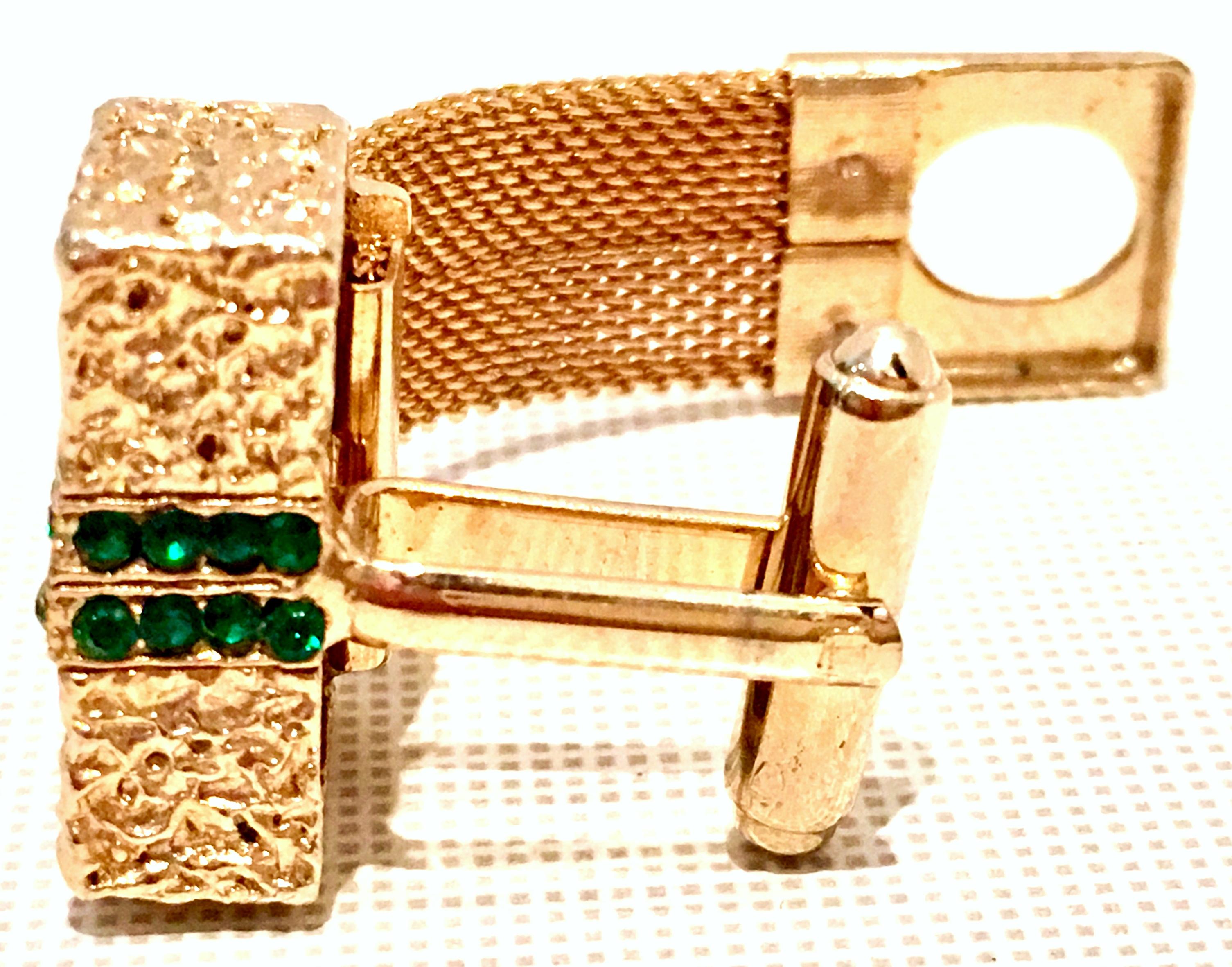20th Century Gold Mesh & Emerald Crystal Rhinestone Cufflinks For Sale 4