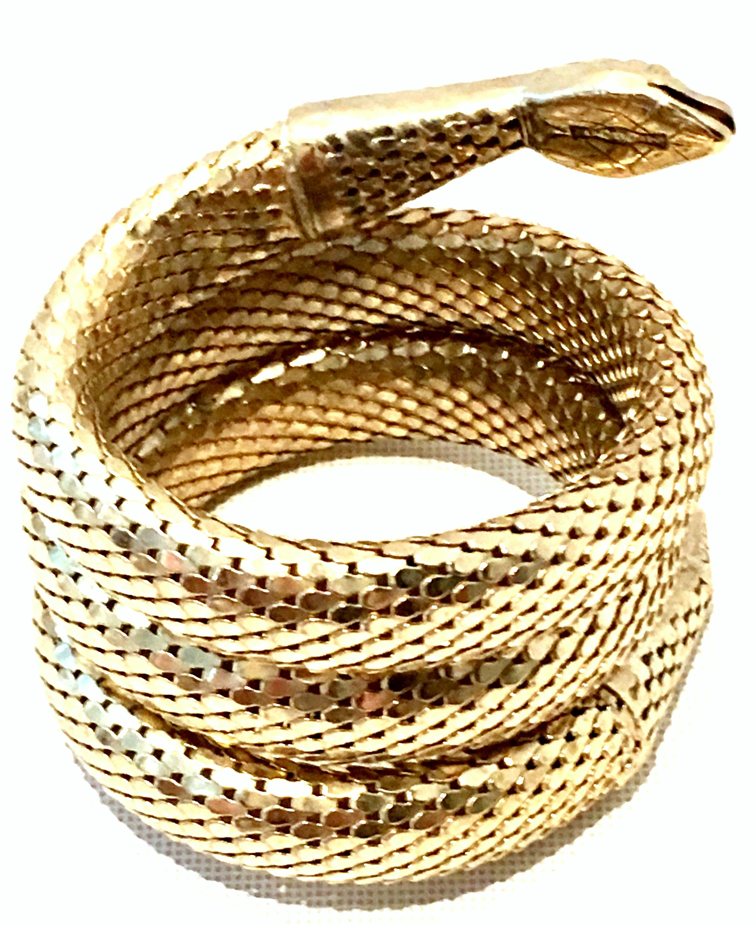snake brace