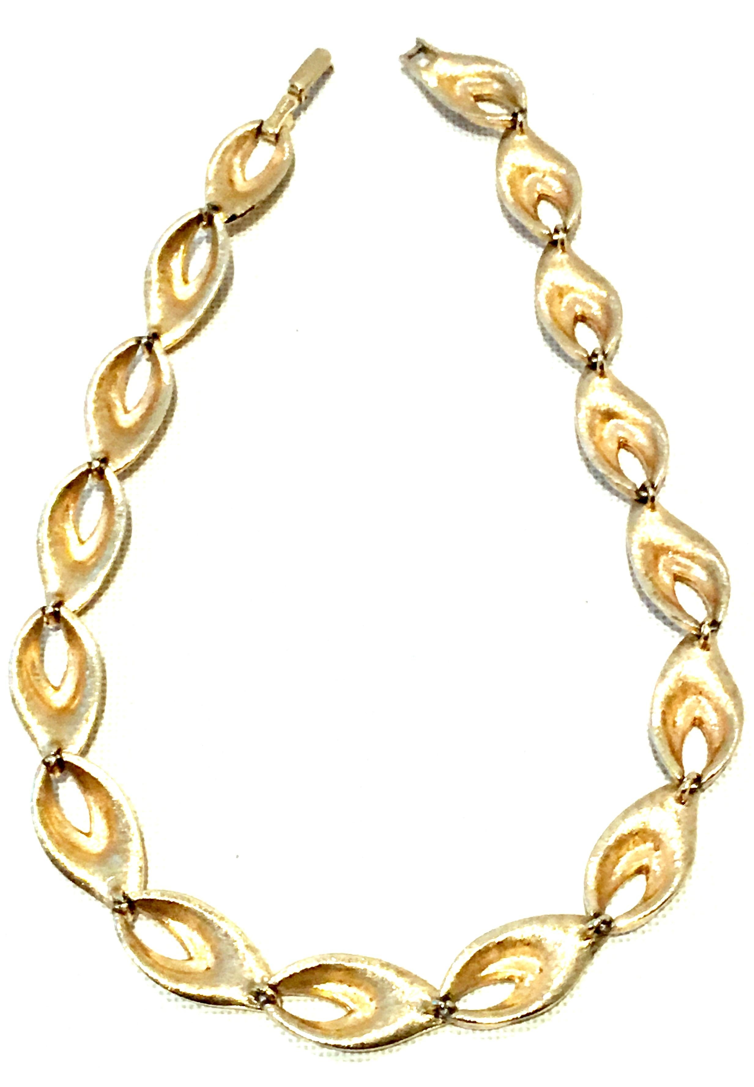 20th Century Gold Plate & Austrian Crystal Link Choker Style Necklace By, Kramer For Sale 4