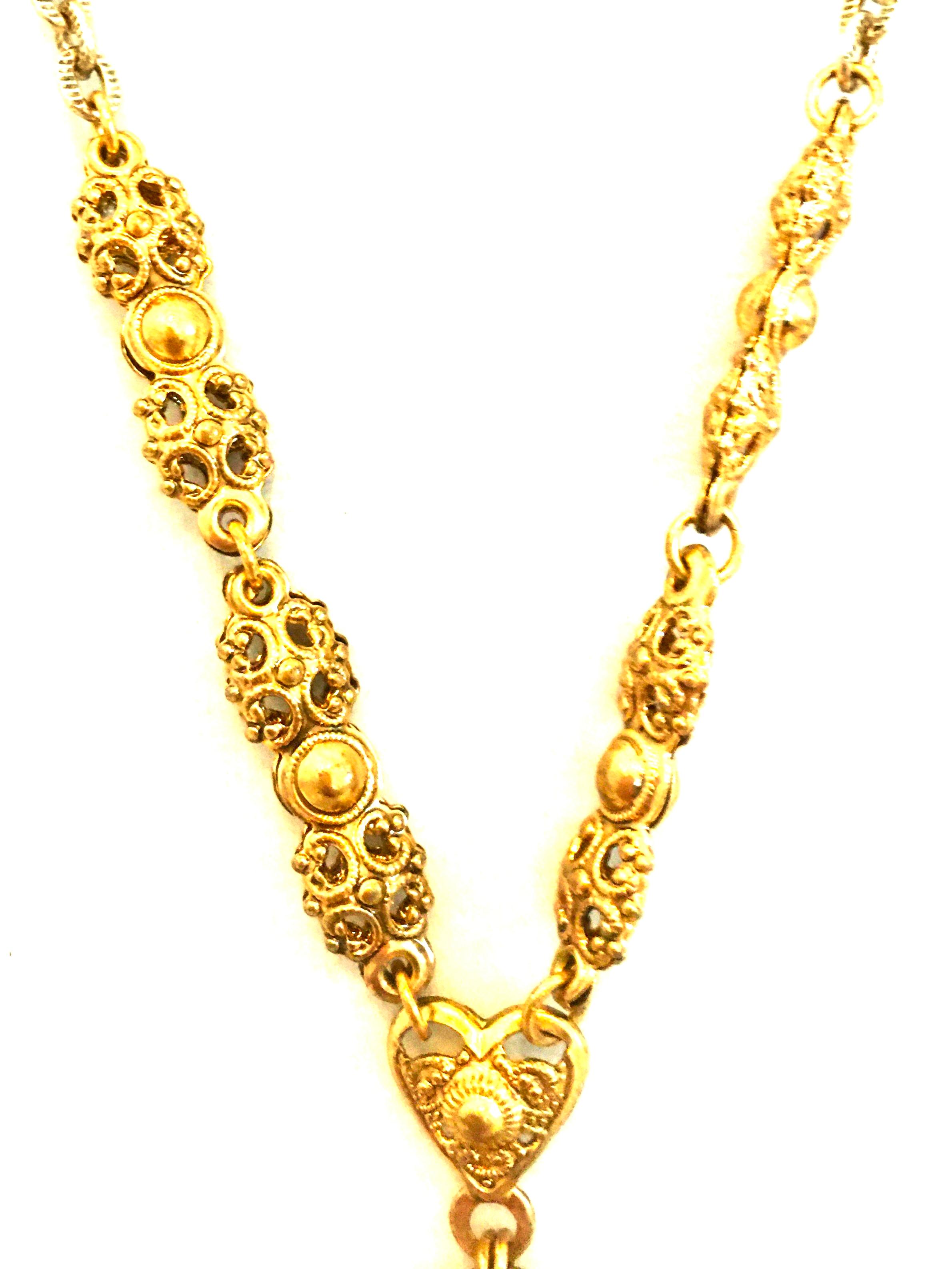 20th Century Gold Plate & Blue Sapphire And Faux Pearl Crystal Bohemia  Necklace For Sale 5