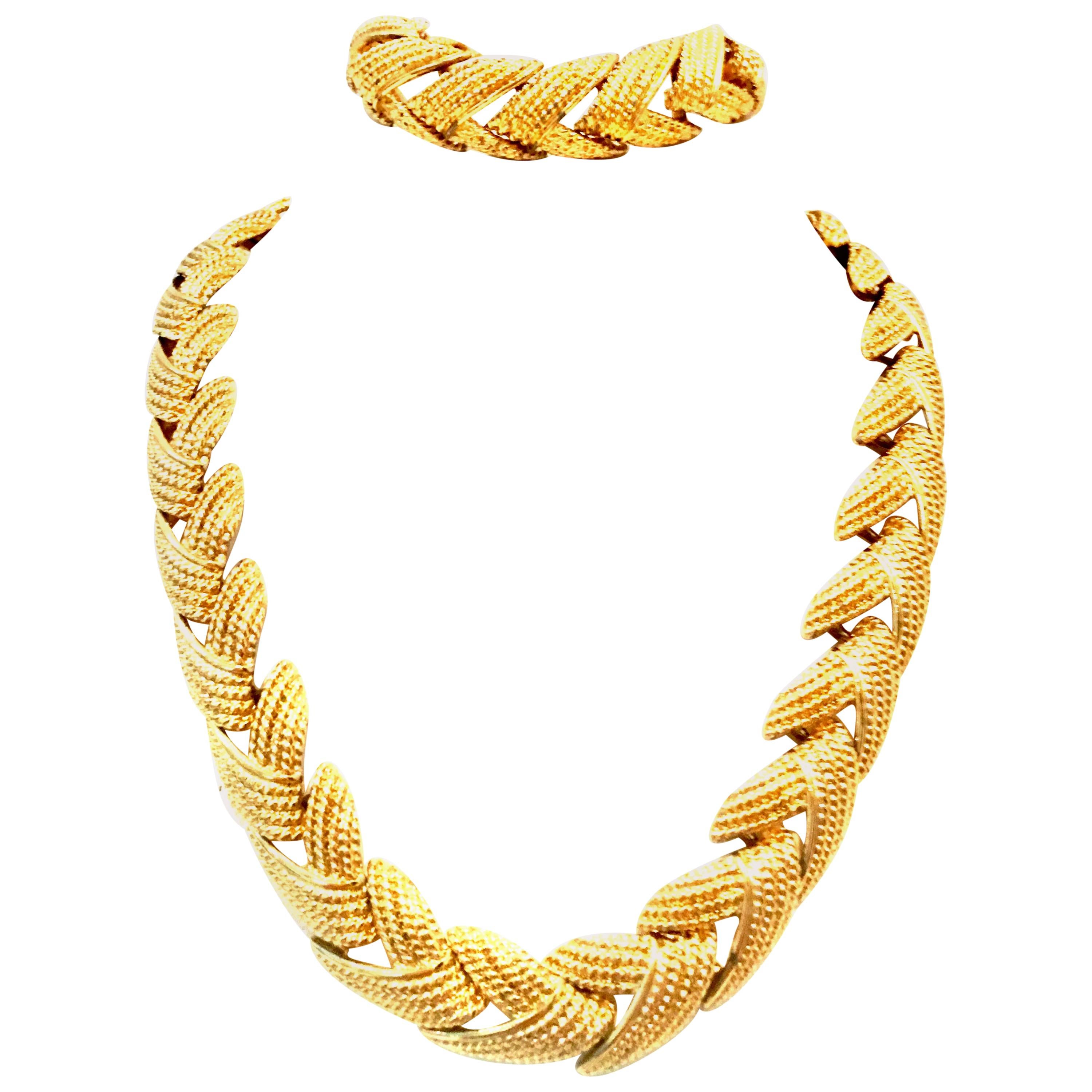 20th Century Gold Plate Choker Style Link Necklace & Bracelet By Napier For Sale