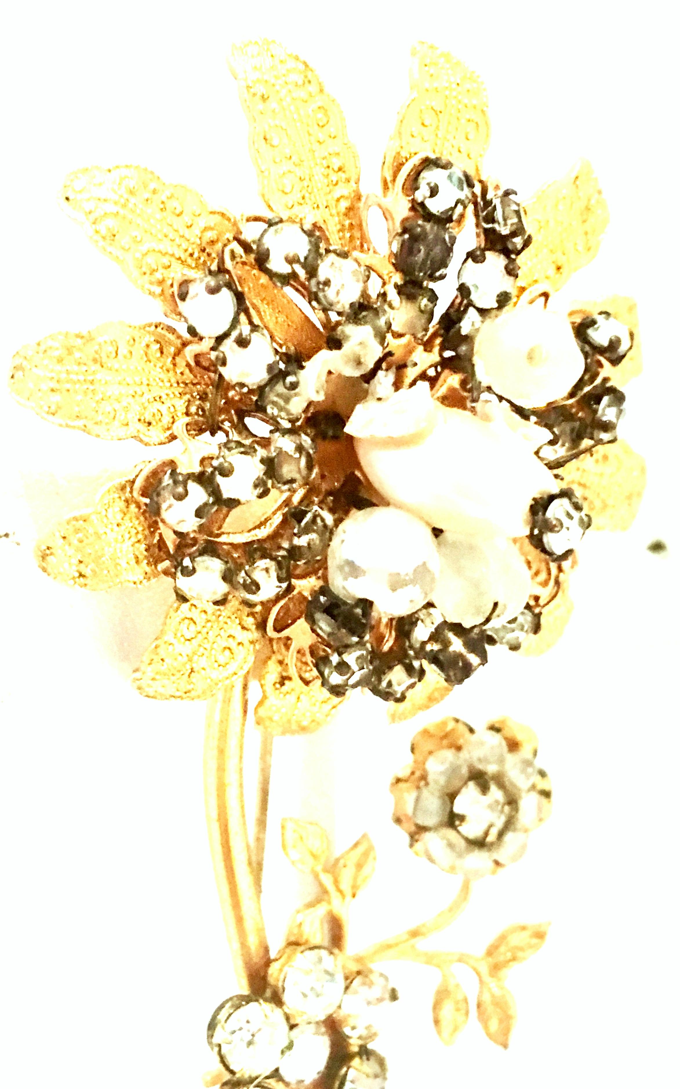 20th Century Gold Plate Faux Pearl & Crystal Flower Brooch By Original By Robert For Sale 1