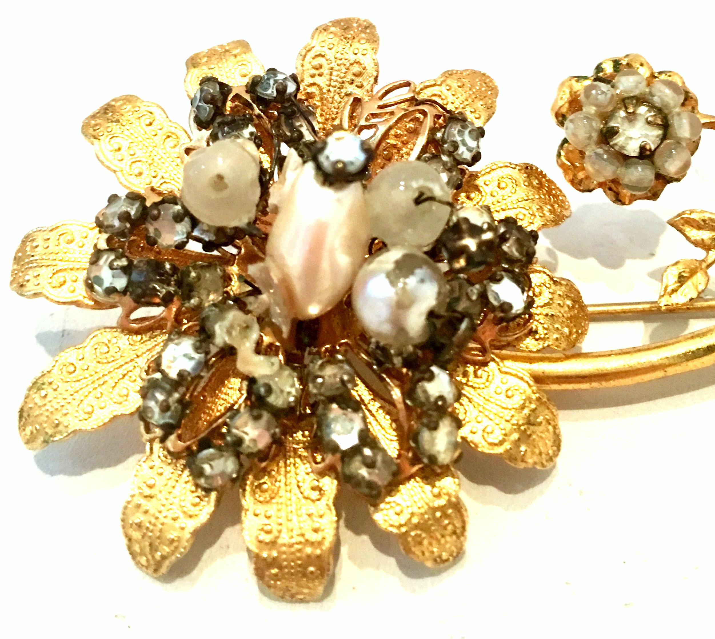 20th Century Gold Plate Faux Pearl & Crystal Flower Brooch By Original By Robert For Sale 3