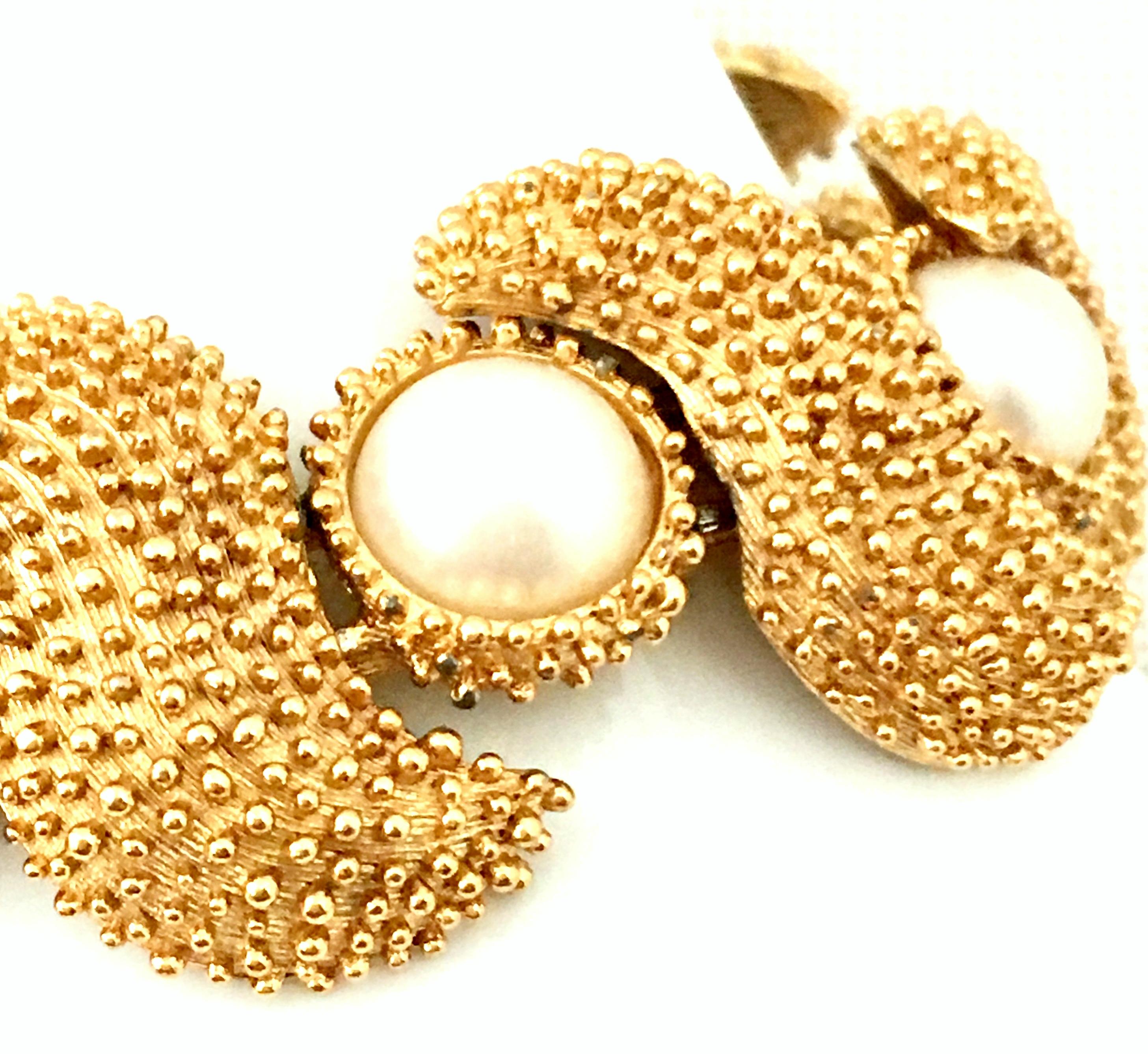 20th Century Gold Plate & Faux Pearl Necklace And Bracelet By, Trifari S/2 For Sale 5