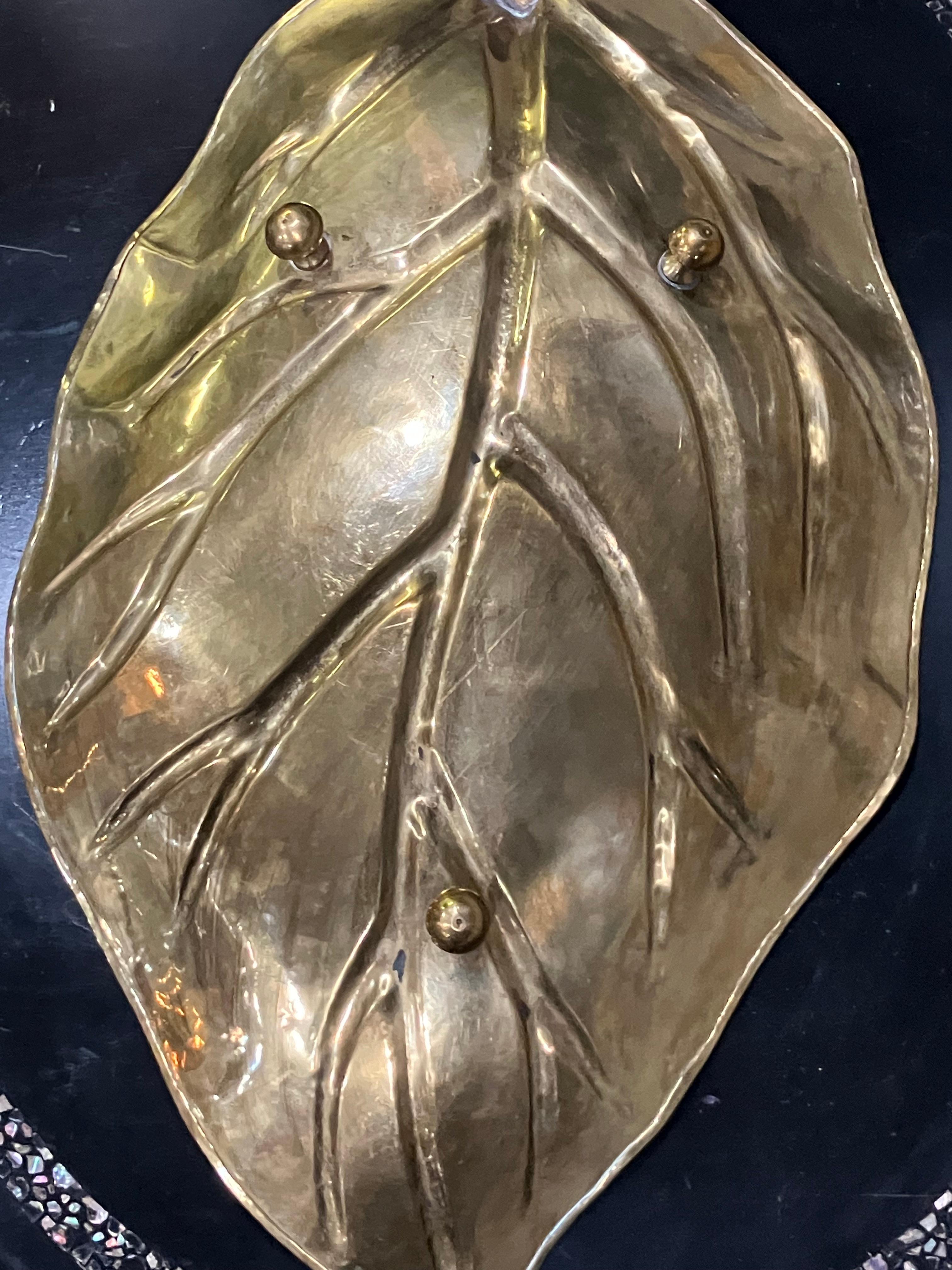 20th Century Gold-Tone Leaf Dish Estadounidense en venta