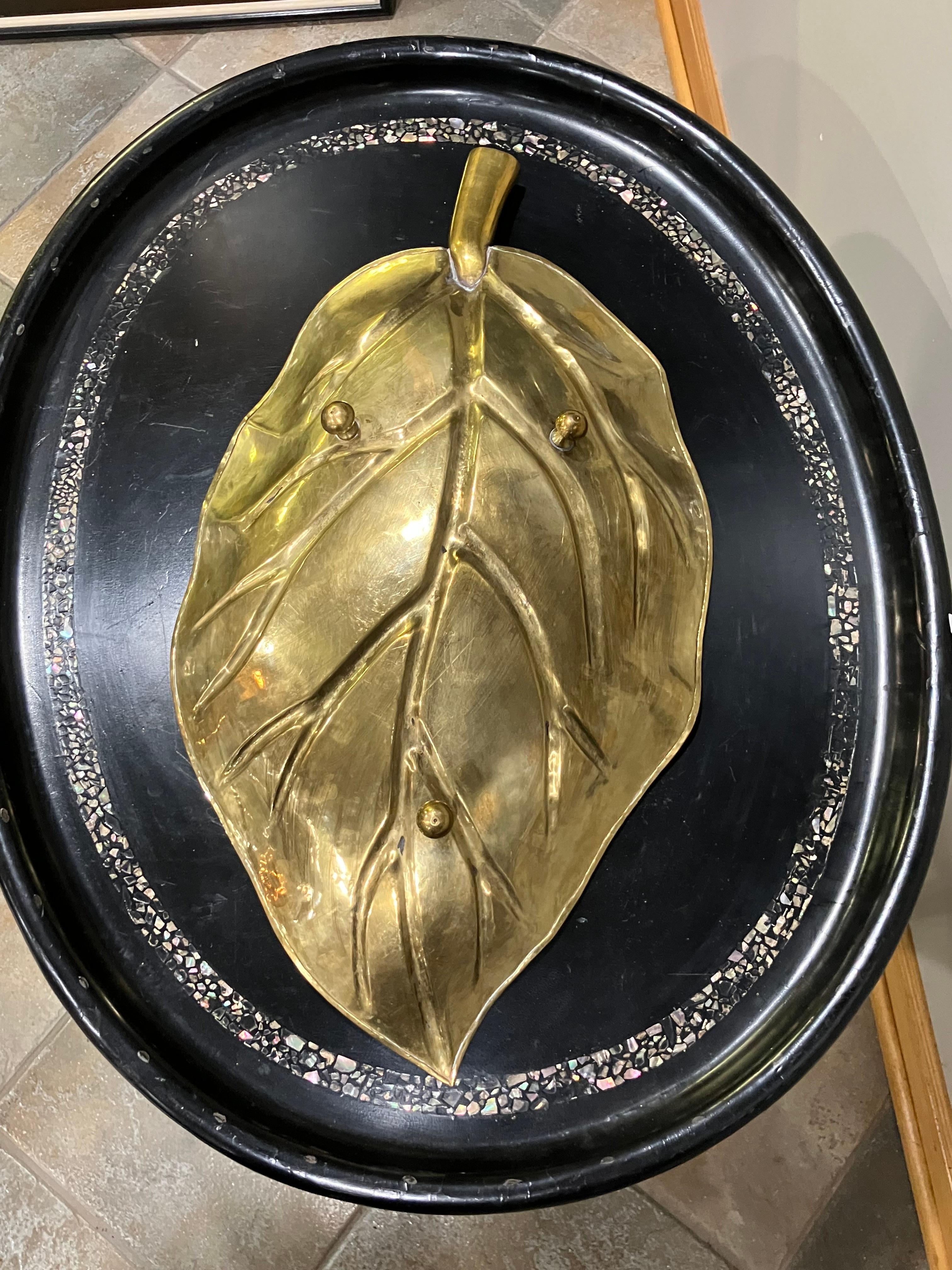 20th Century Gold-Tone Leaf Dish en Bueno estado para la venta en Winnetka, IL
