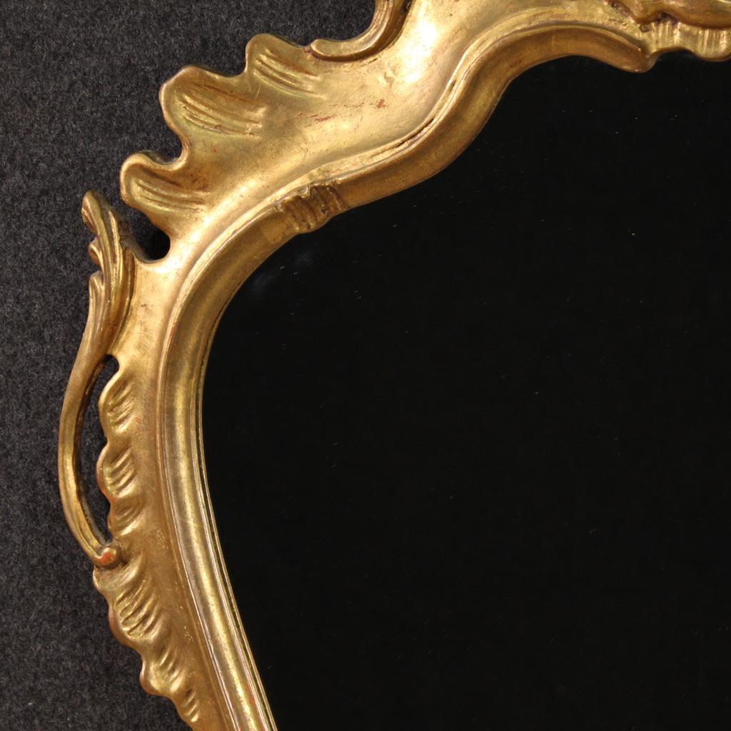 miroir italien du 20e siècle en bois doré de style Louis XV, 1970 en vente 1