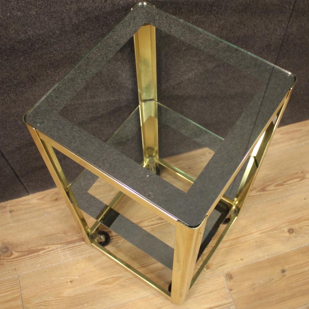 20th Century Golden Metal and Glass Italian Design Side Table, 1980 7