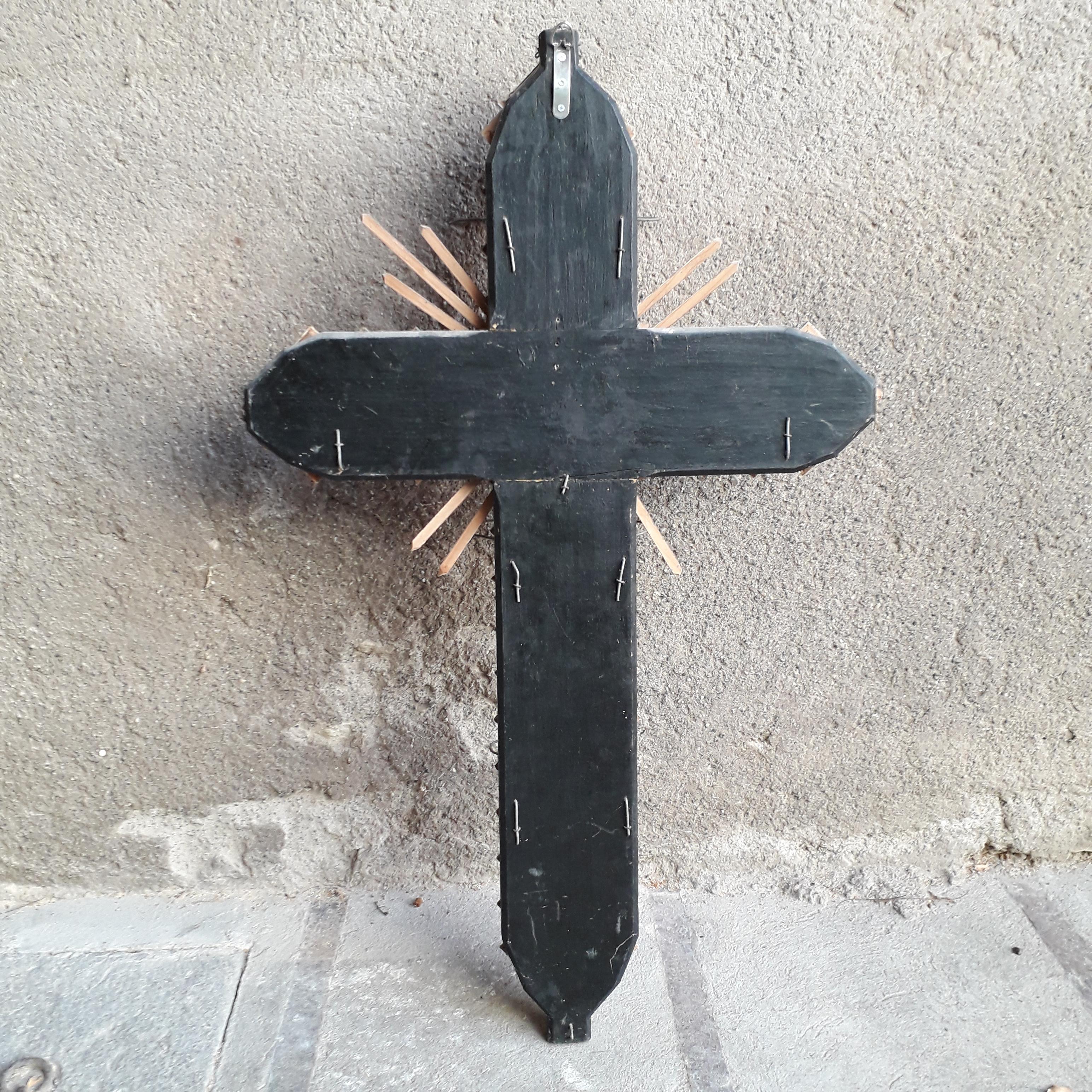 20th Century Golden Wood Cross with Photophores For Sale 1