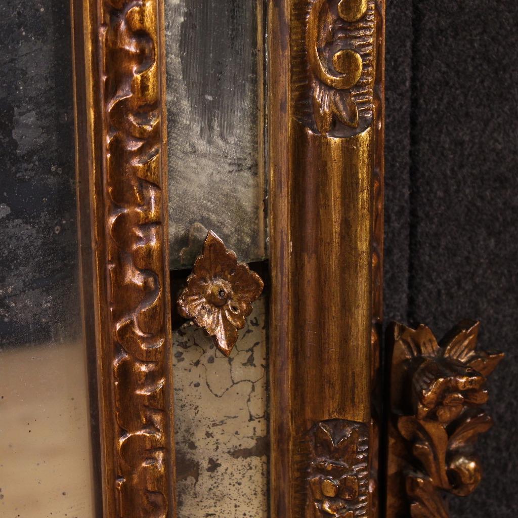 20e siècle Miroir italien en bois doré de style Louis XVI, 1920 en vente 3