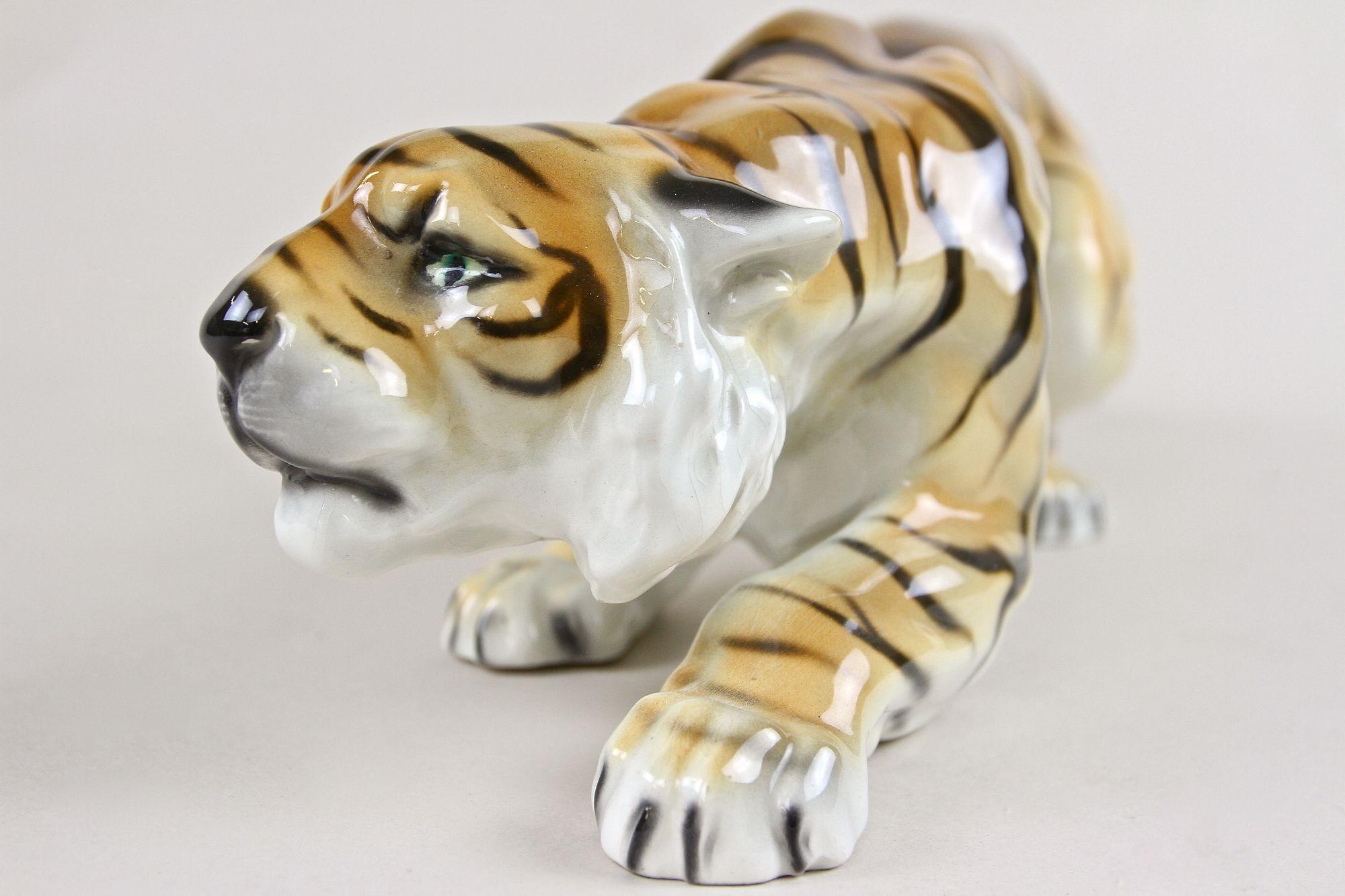 20th Century Goldscheider Ceramic Tiger Figurine, Hallmarked, Germany, Ca. 1920 4