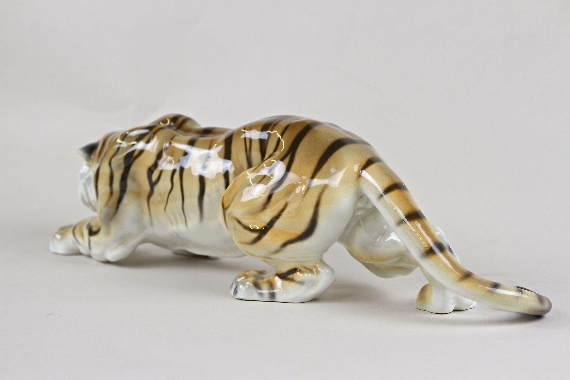 Goldscheider-Tigerfigur aus Keramik des 20. Jahrhunderts, gestempelt, Deutschland, ca. 1920 im Zustand „Gut“ in Lichtenberg, AT