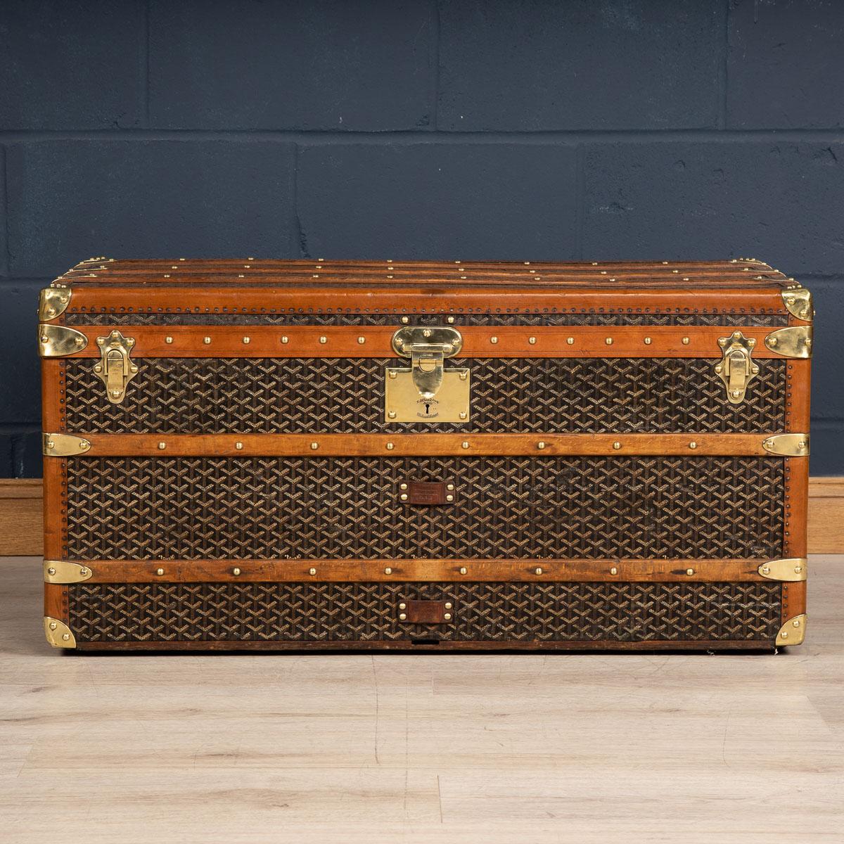 Antique 20th Century Goyard trunk dating to the early part of the 20th century. Over recent years the brand has been relaunched and has taken the world of fashion by storm. The original E. Goyard firm was a trunk maker which rivalled LV and the