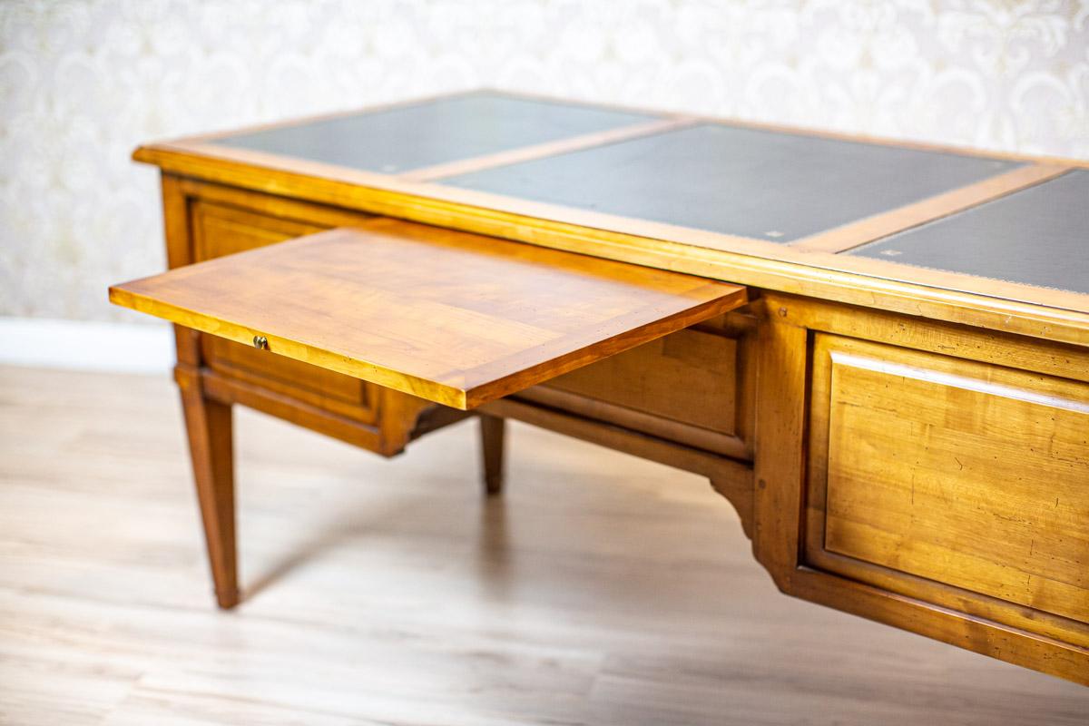 20th Century Grand Ash Prewar Desk with Brass Fillings For Sale 14