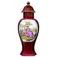 Grande vaso del XX secolo raffigurante una scena di genere/ Porcellana di Limoges