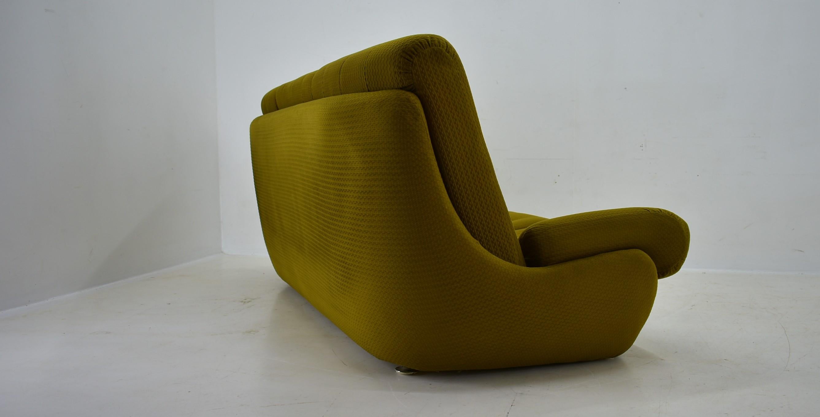 20th Century , Green  Atlantis Three seats Sofa, 1960s 4