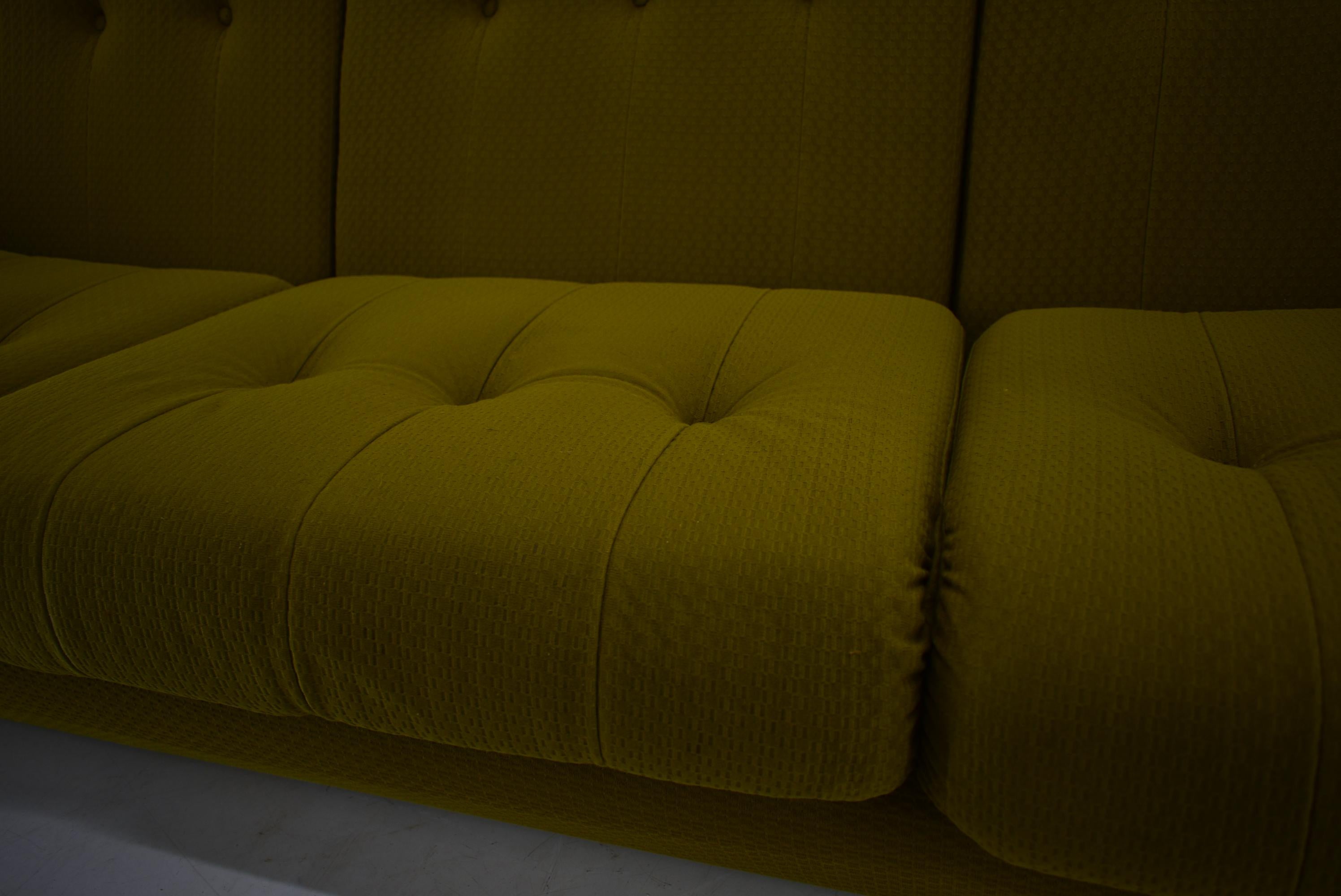 20th Century , Green  Atlantis Three seats Sofa, 1960s 11
