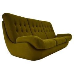 20. Jahrhundert , Grün  Atlantis Dreisitziges Sofa, 1960er Jahre