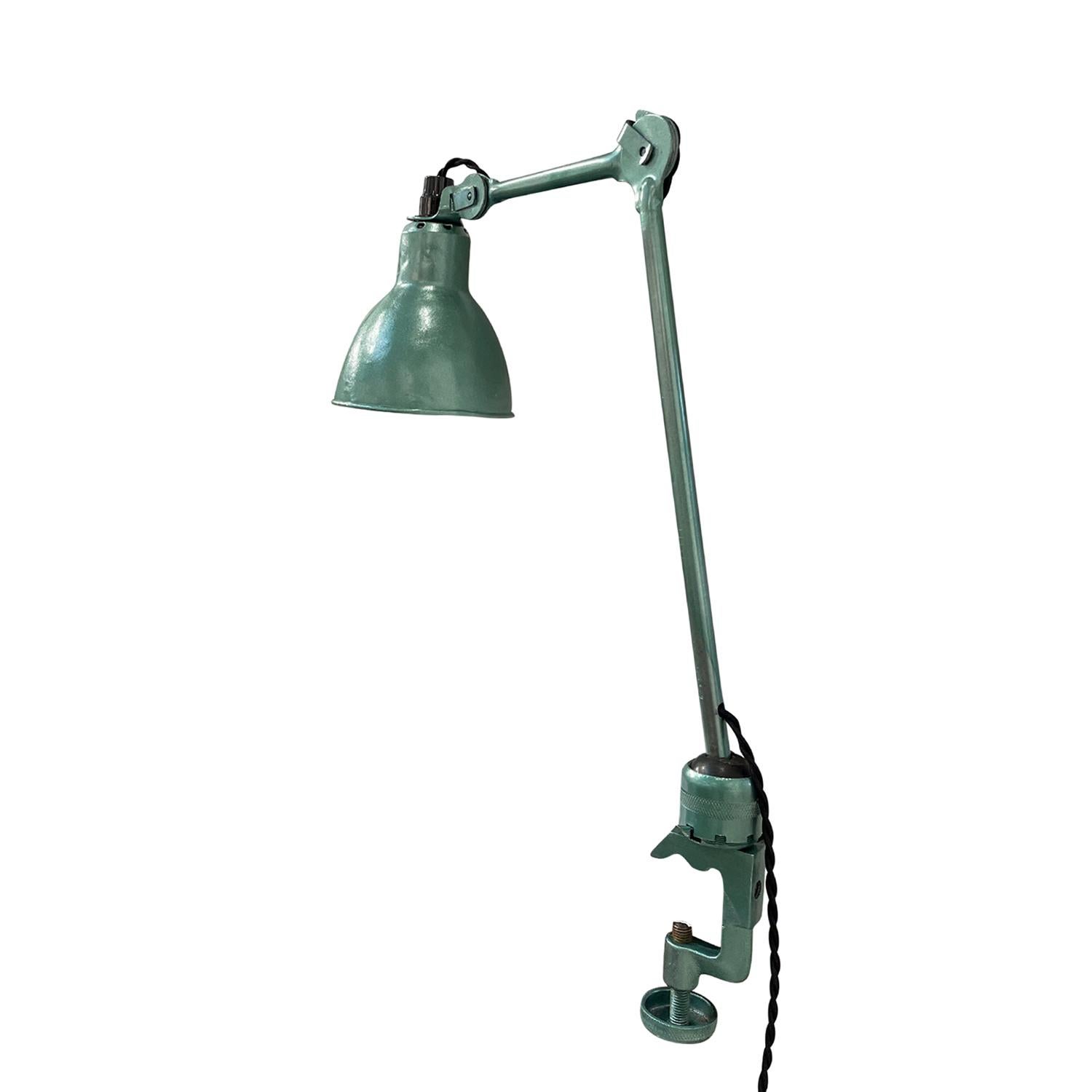Art Deco 20th Century Green French Industrial Metal Work Lamp - Vintage Office Light For Sale