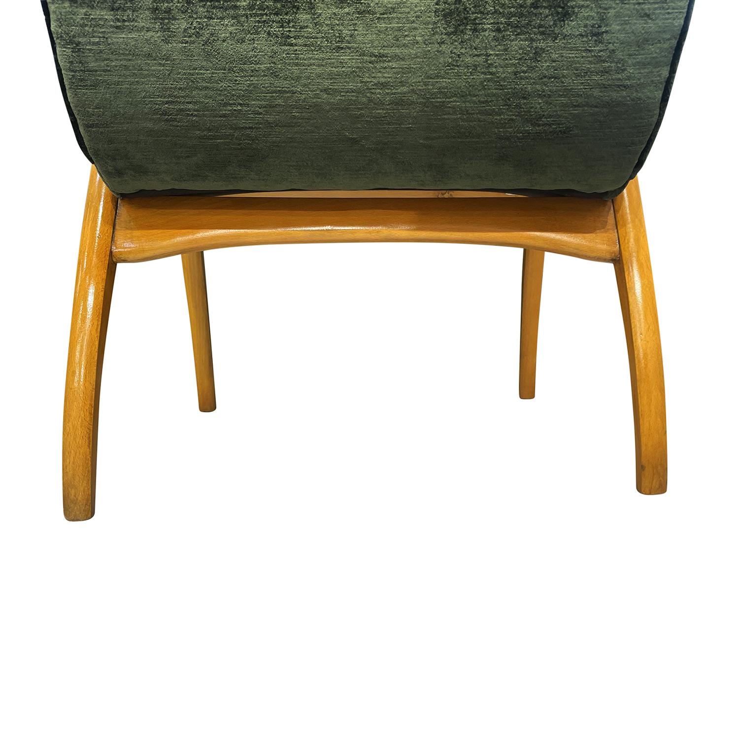20th Century Green Italian Pair of Beechwood Lounge Chairs by Malatesta & Masson For Sale 4