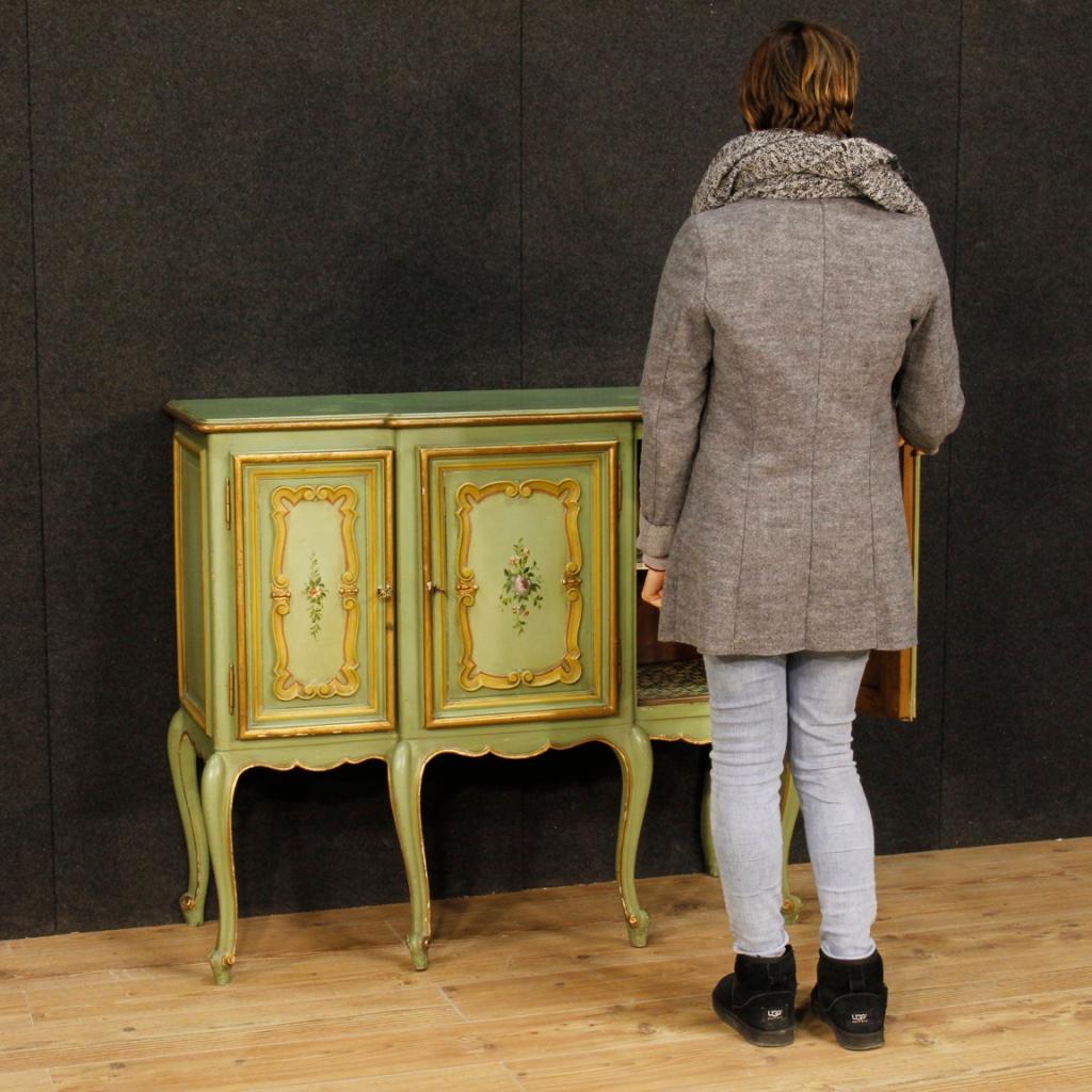 20th Century Green Painted and Giltwood Italian Sideboard, 1970 In Good Condition In Vicoforte, Piedmont