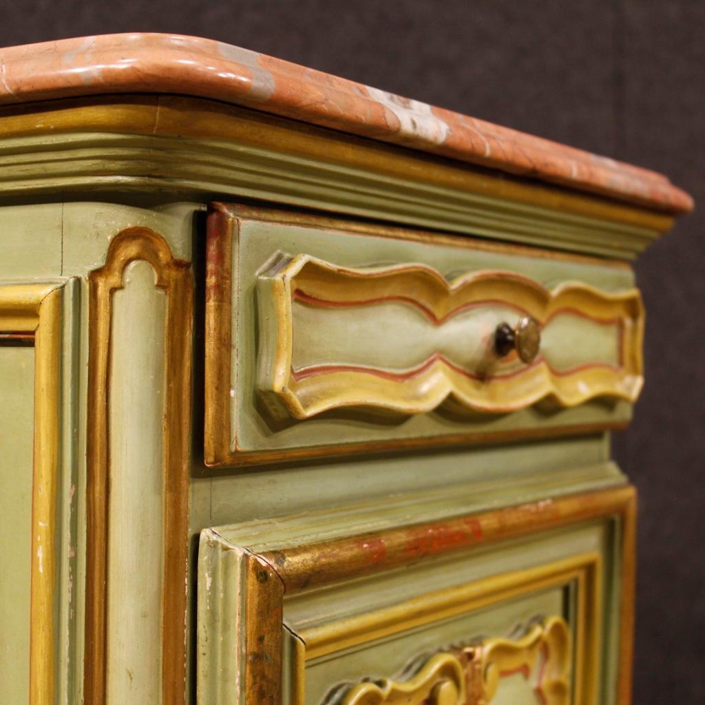 20th Century Green Painted and Giltwood with Marble-Top Italian Bedside Tables 3
