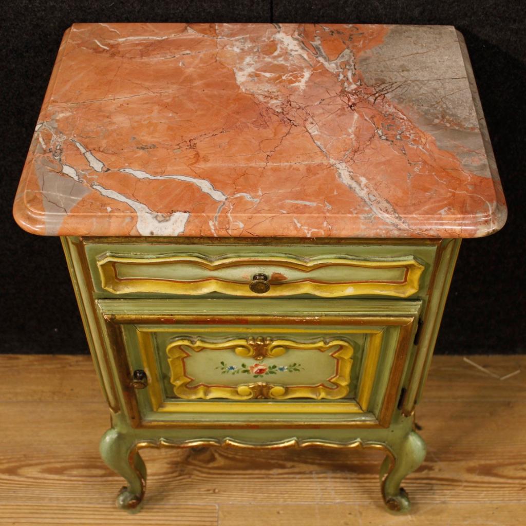 20th Century Green Painted and Giltwood with Marble-Top Italian Bedside Tables 5