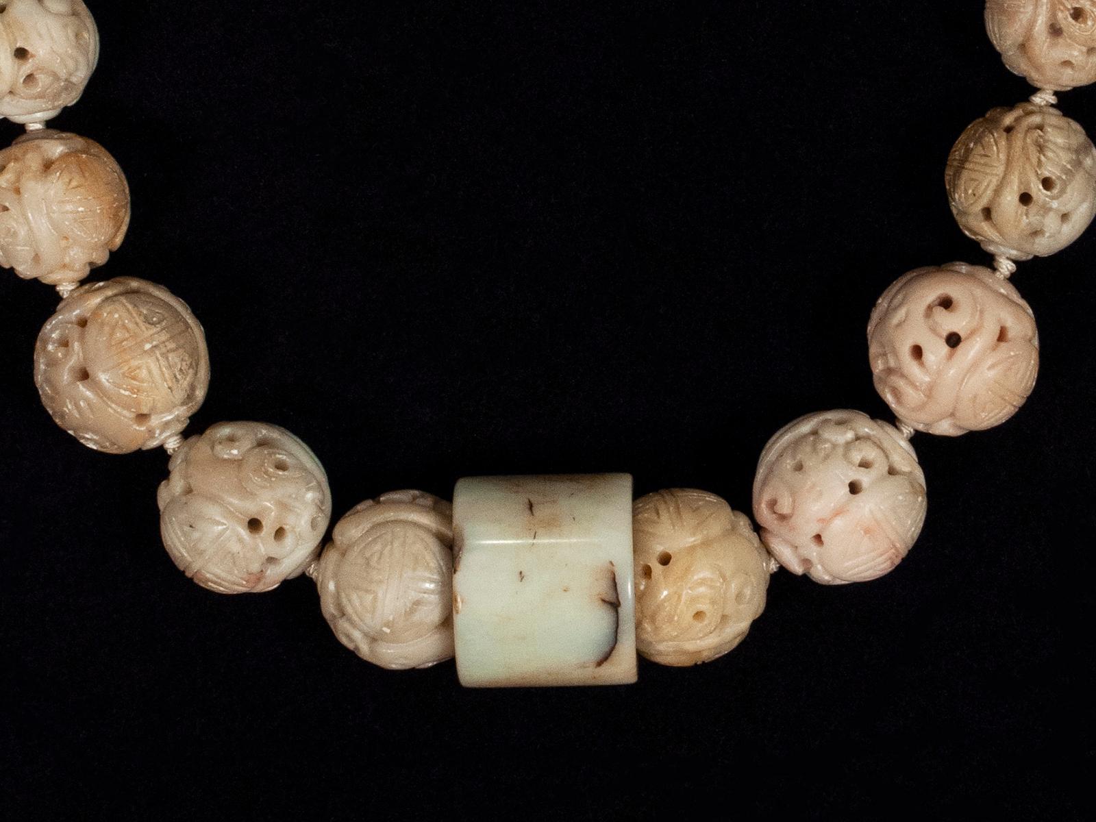 20th Century Green Stone and Jade Necklace by Fumiko Ukai In Good Condition In Point Richmond, CA