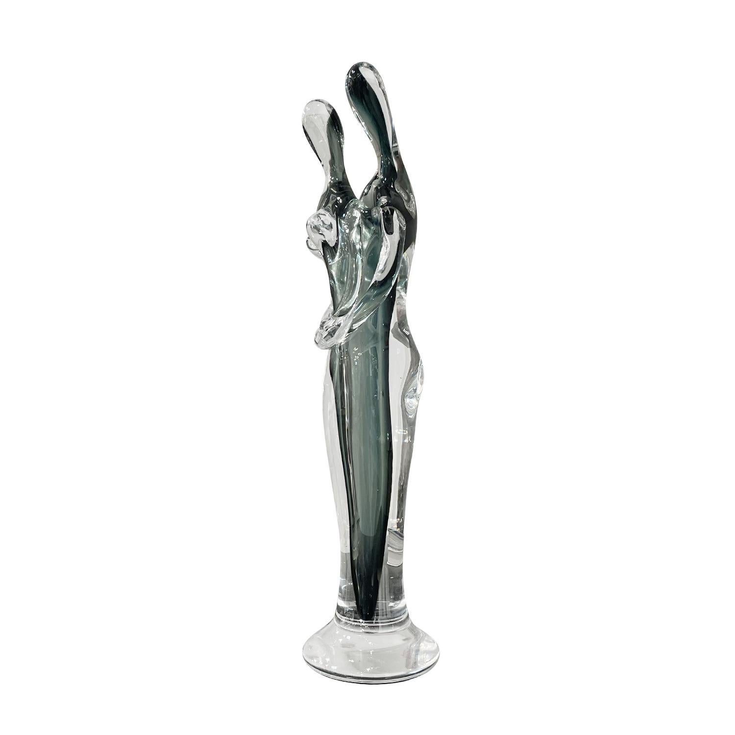 Mid-Century Modern 20th Century Green-White Italian Murano Glass Sculpture of a Hugging Couple For Sale
