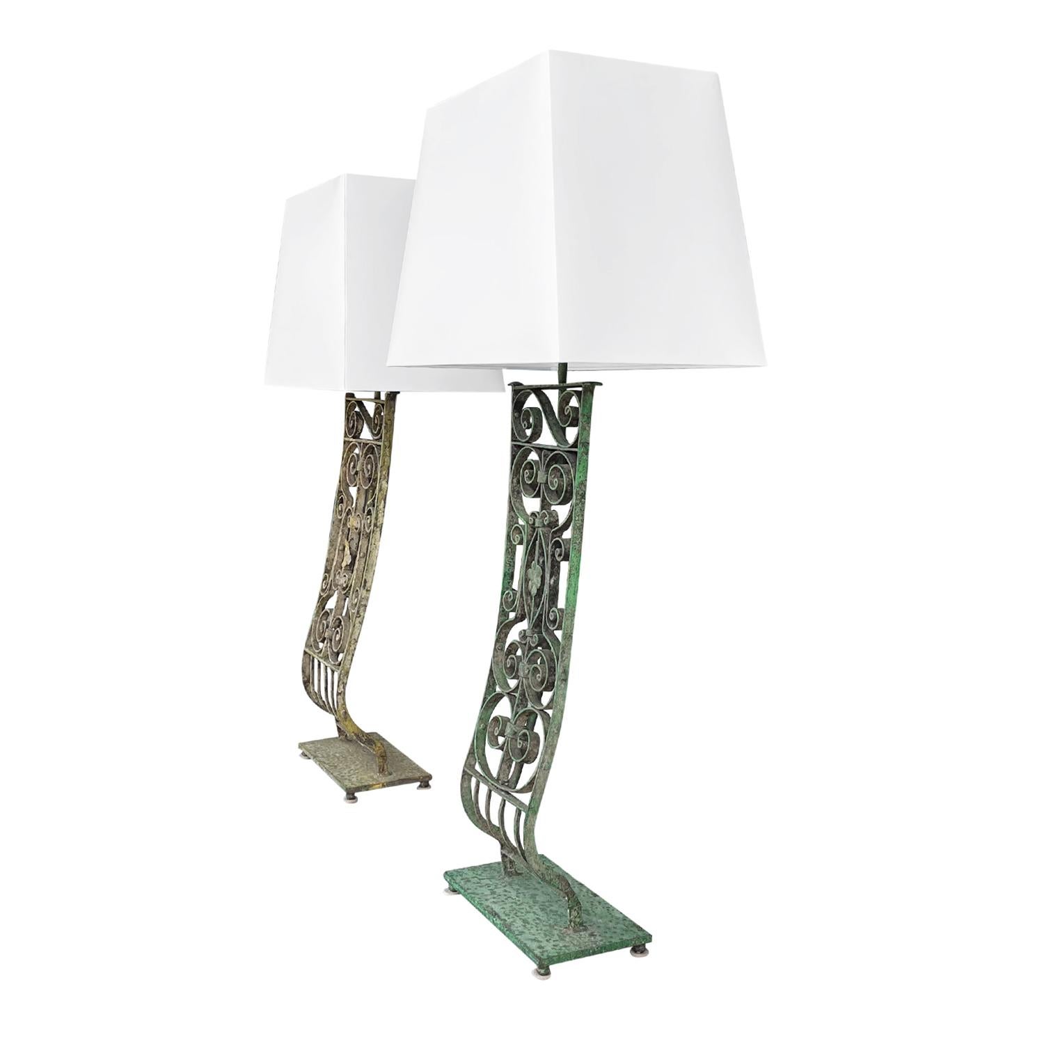 20th Century Green-Yellow French Pair of Similar Vintage Tall Metal Table Lamps In Good Condition For Sale In West Palm Beach, FL