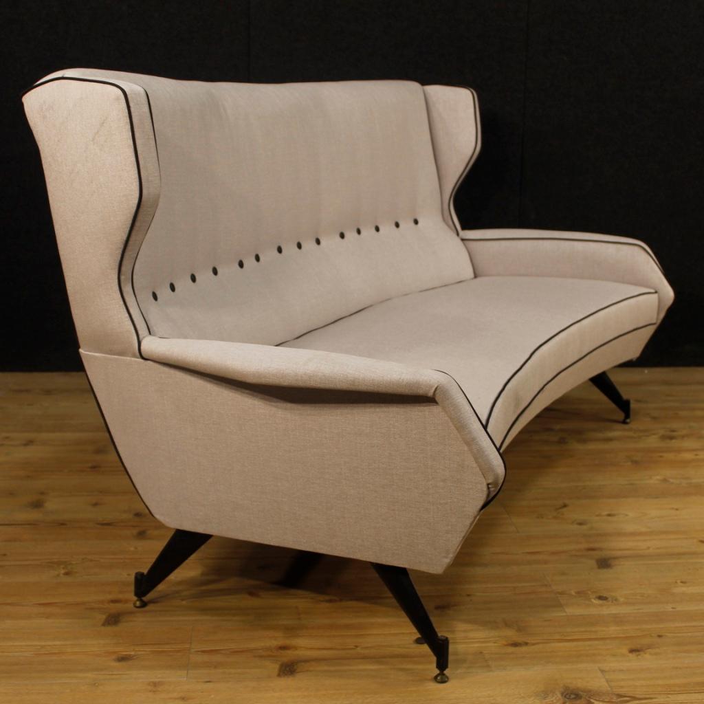 20th Century Grey Fabric and Metal Italian Design Sofa, 1960 In Good Condition In Vicoforte, Piedmont