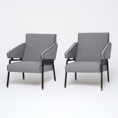 20th Century Grey Italian Armchairs in the Style of Mobilificio Oscar Gigante